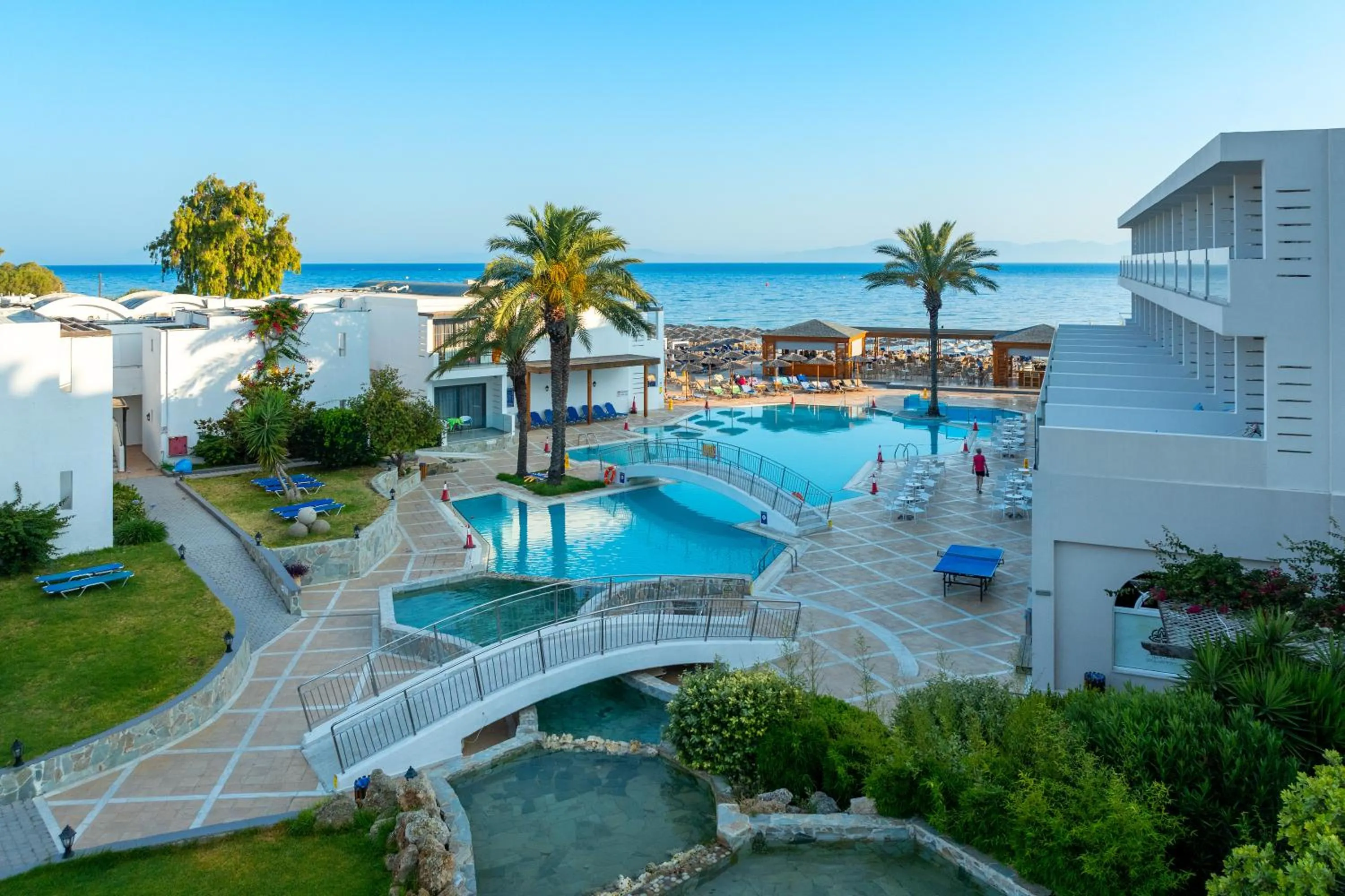 Swimming pool in Avra Beach Resort
