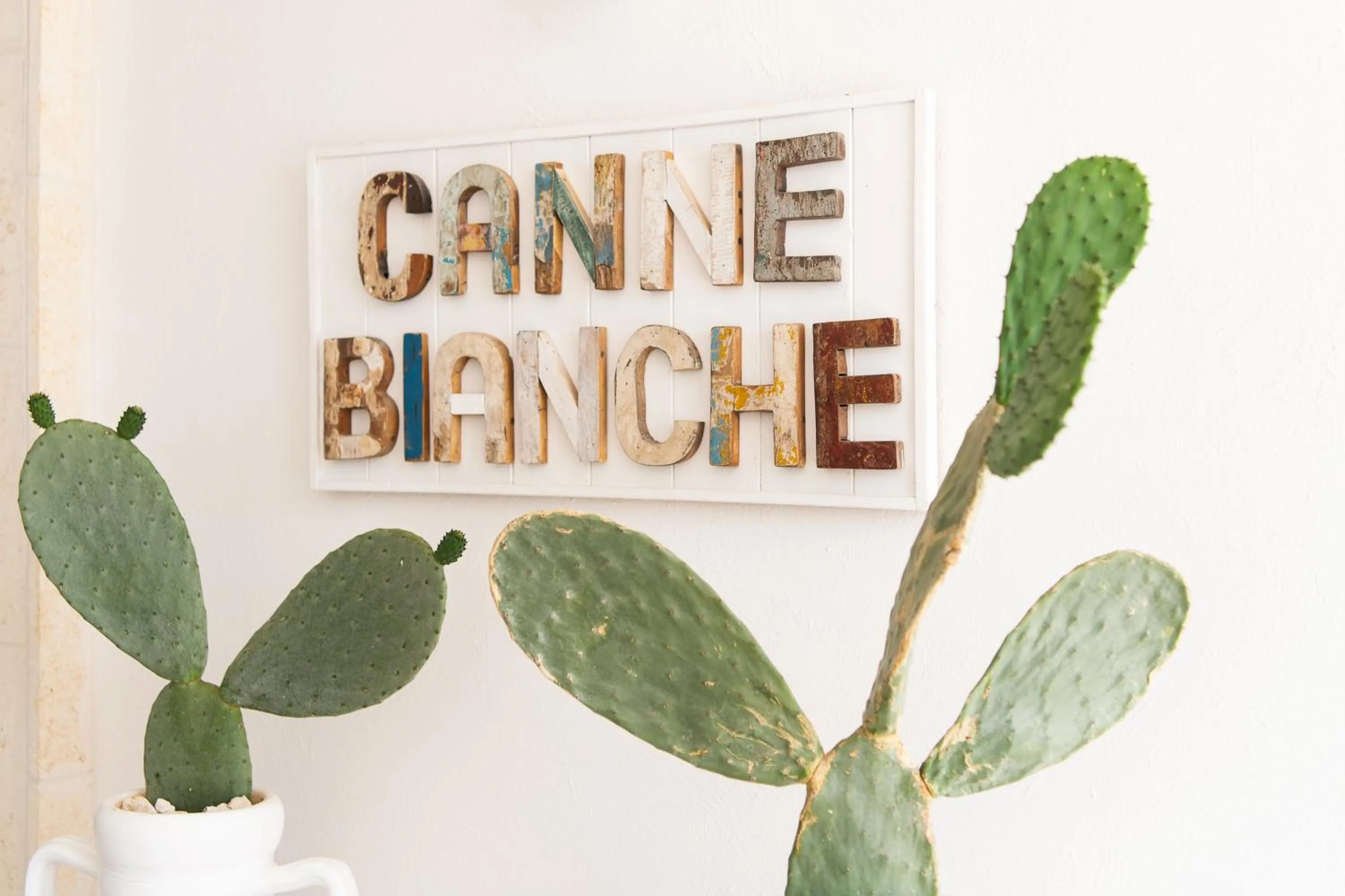 Decorative detail in Canne Bianche Lifestyle Hotel