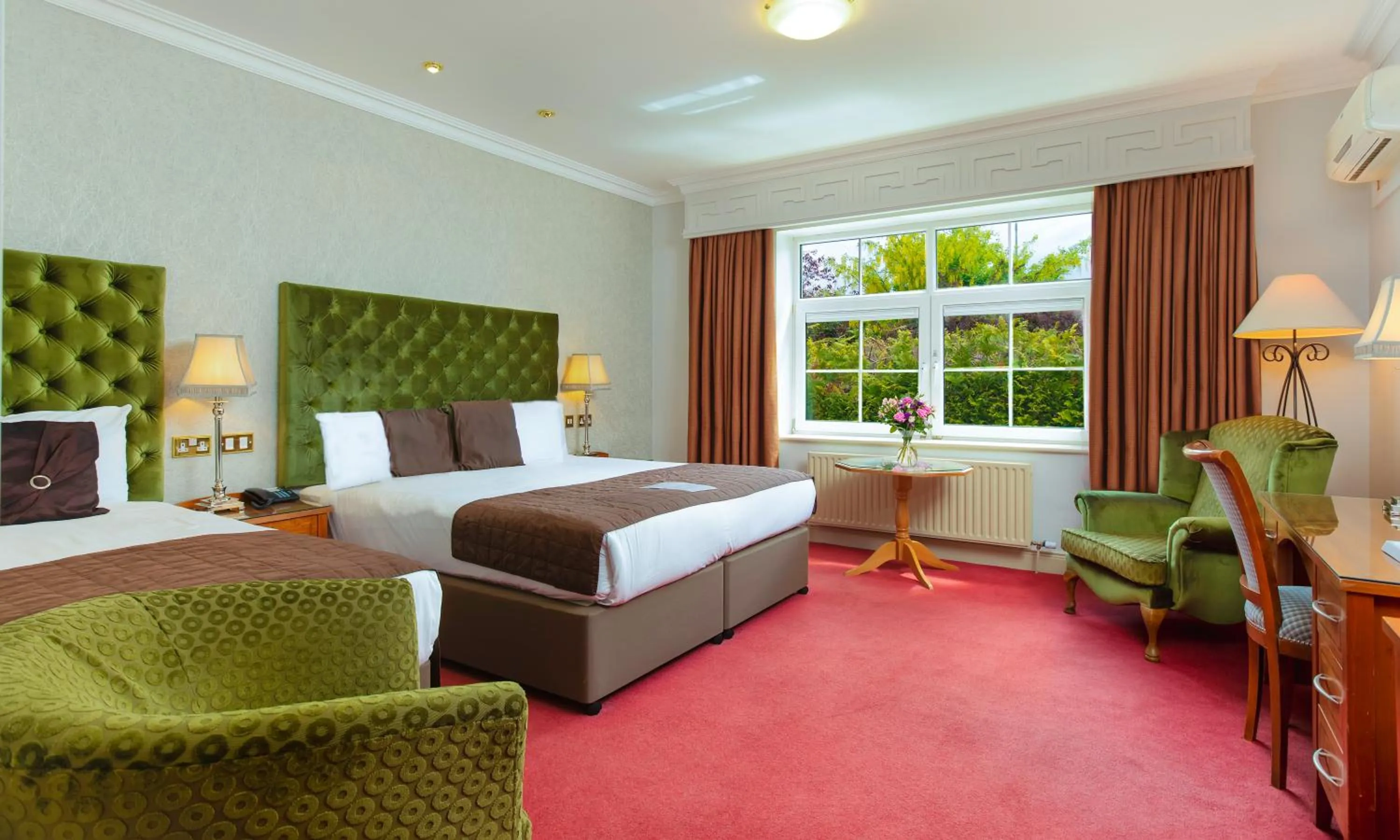 Photo of the whole room, Bed in Brook Lodge Boutique Hotel