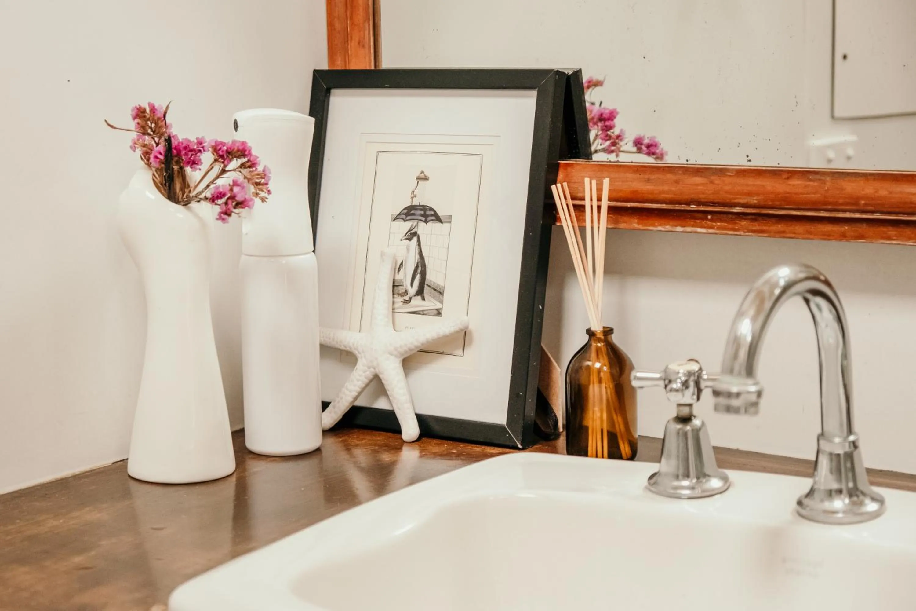 Bathroom in The Wandering Whale Port Fairy