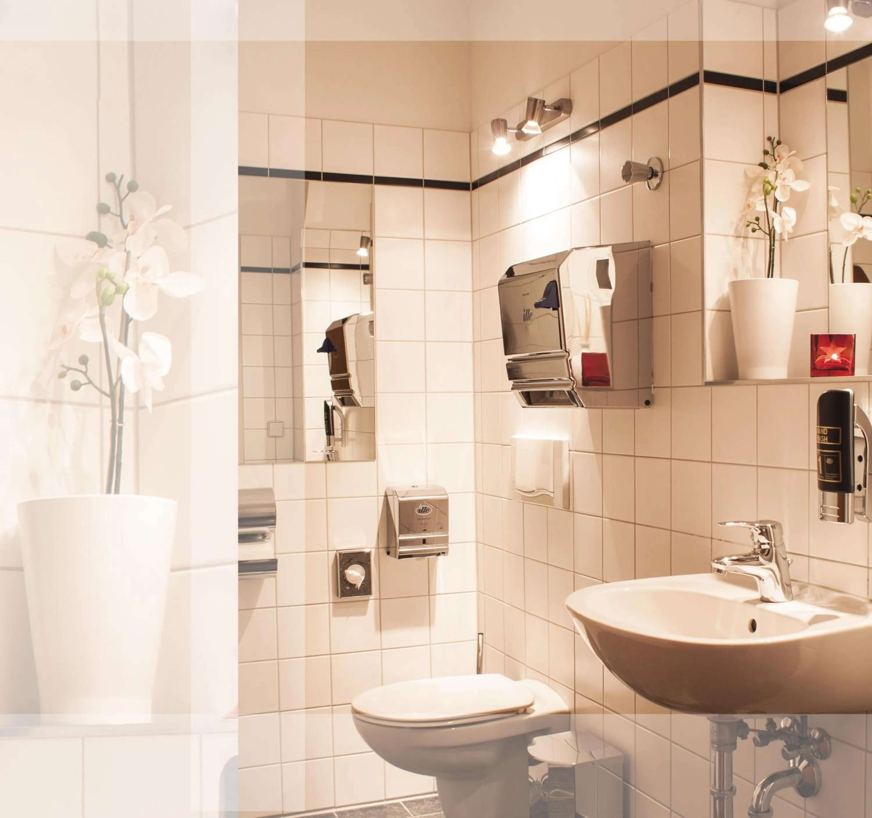 Bathroom in Hotel Ambiente Berlin City
