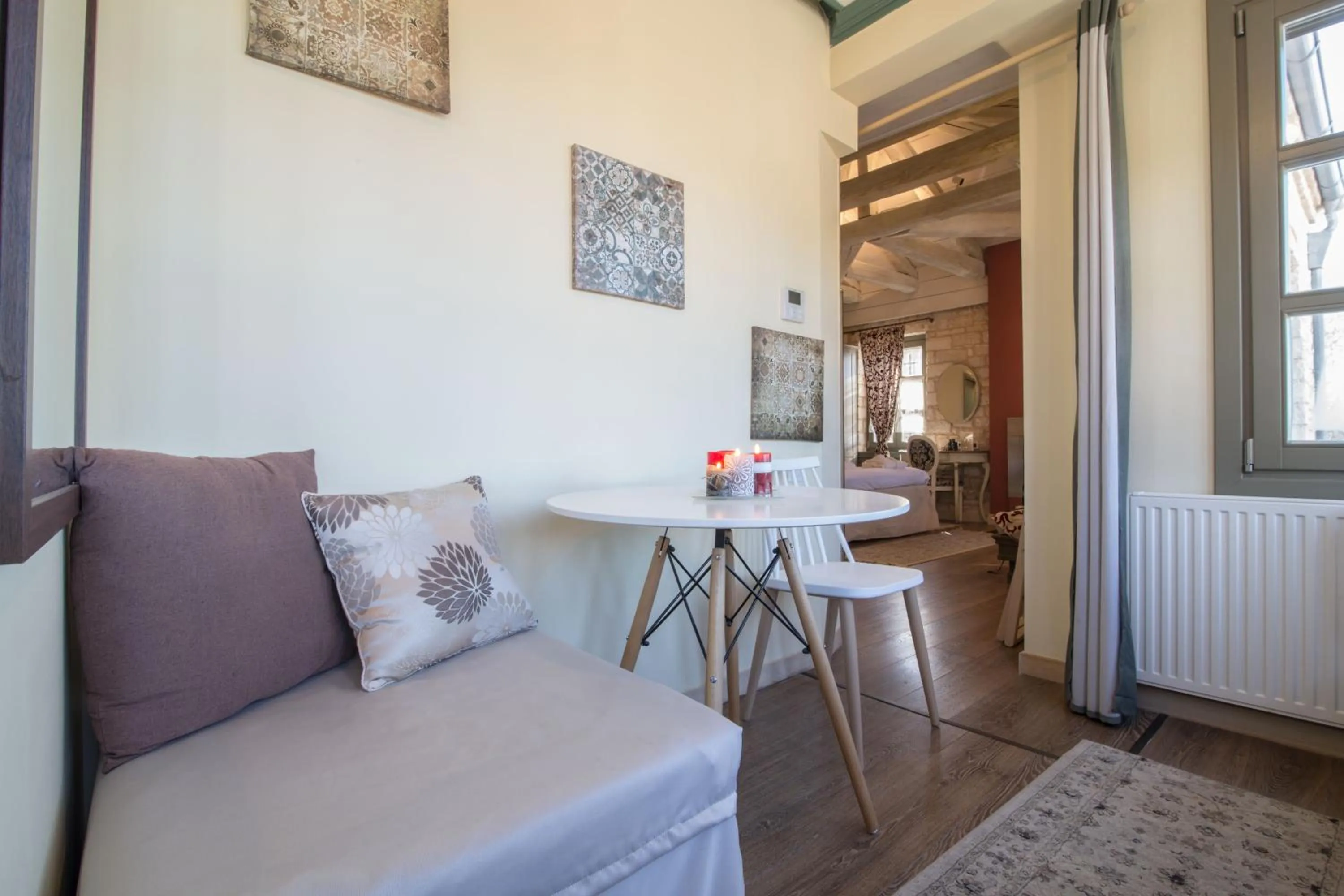 Living room in Pirrion Wellness Boutique Hotel