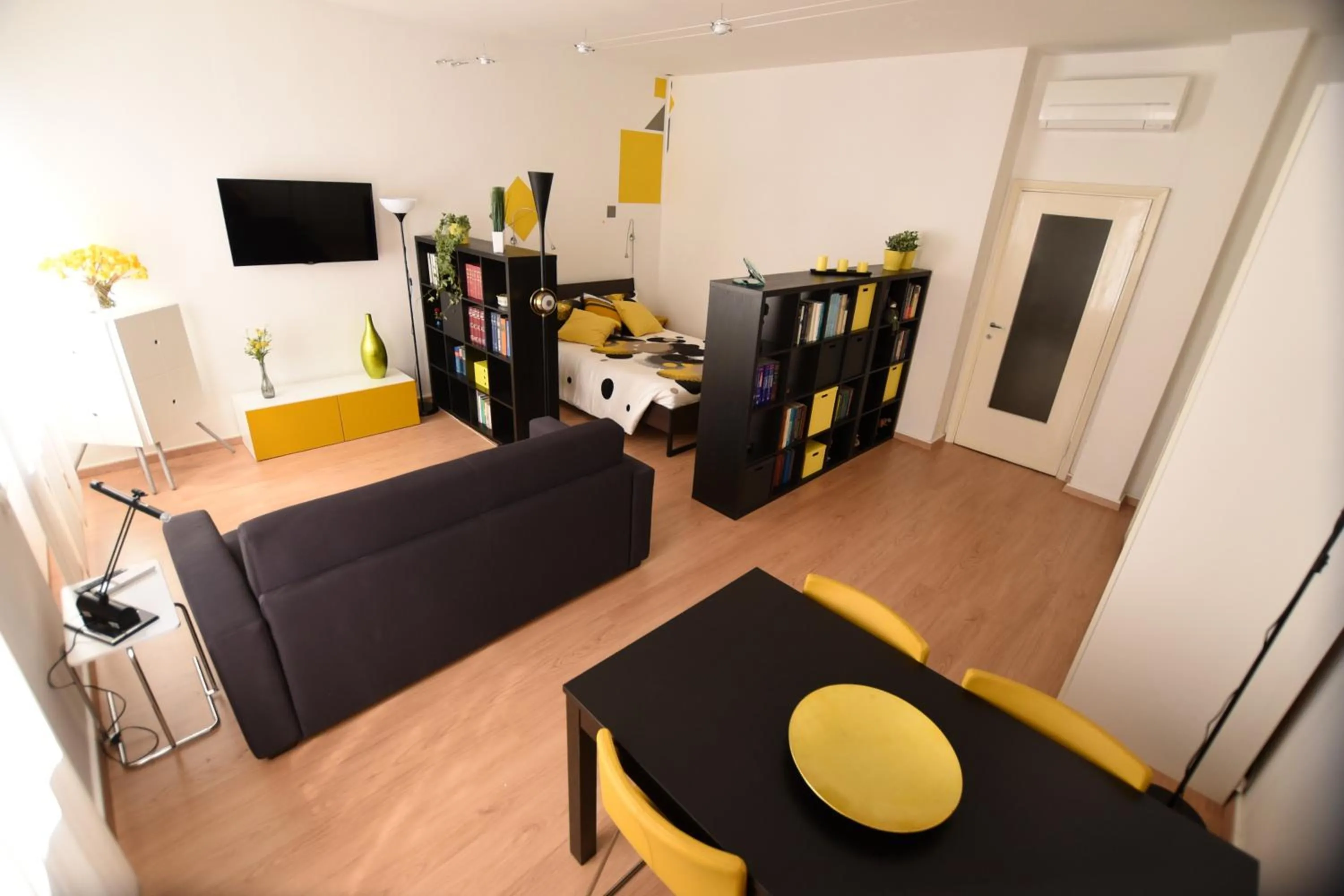 Communal lounge/ TV room in Le Rondinelle