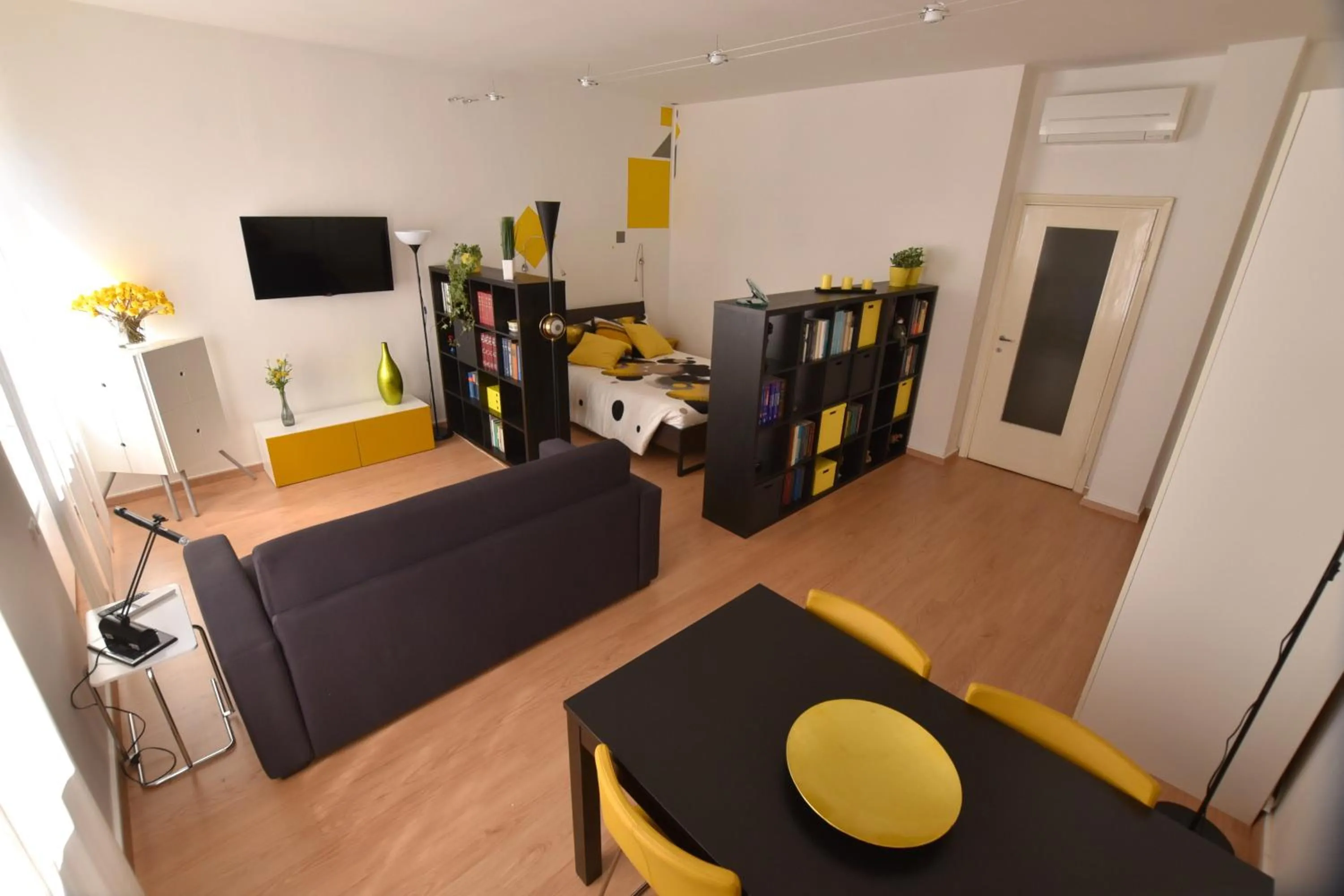 Living room, Bed in Le Rondinelle