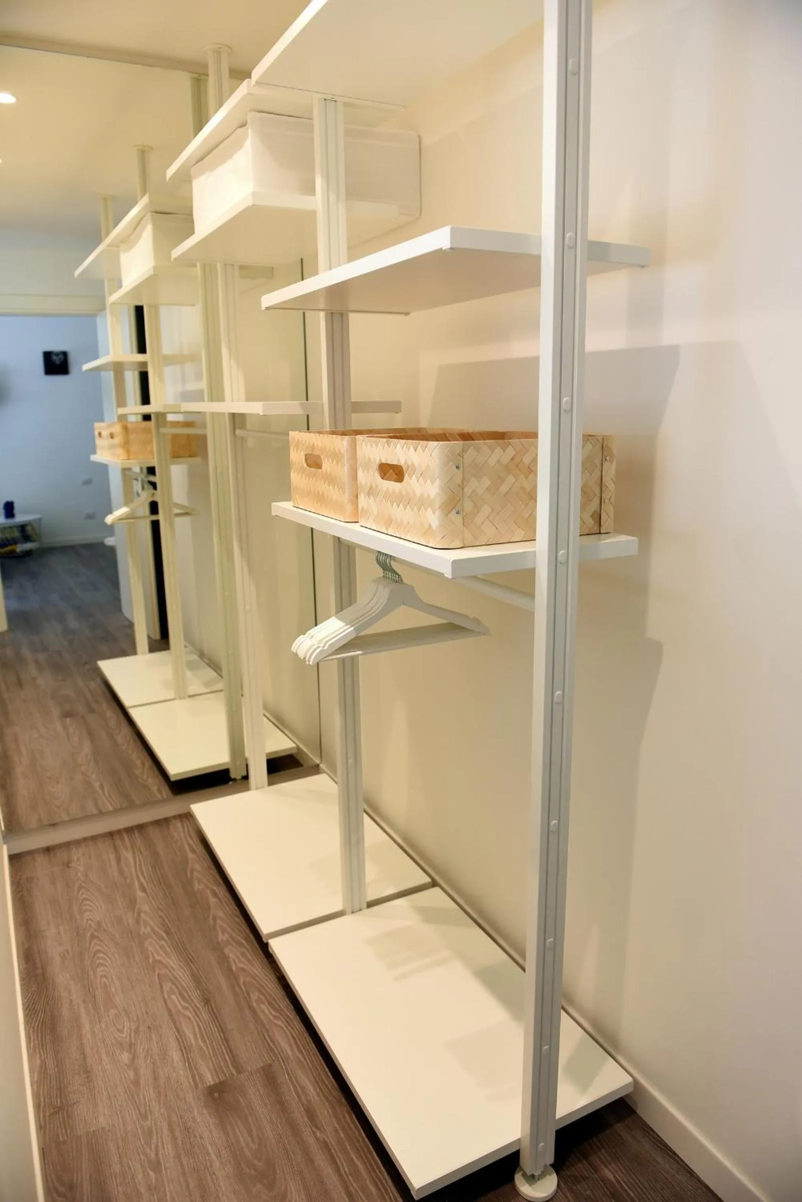 wardrobe in Le Rondinelle