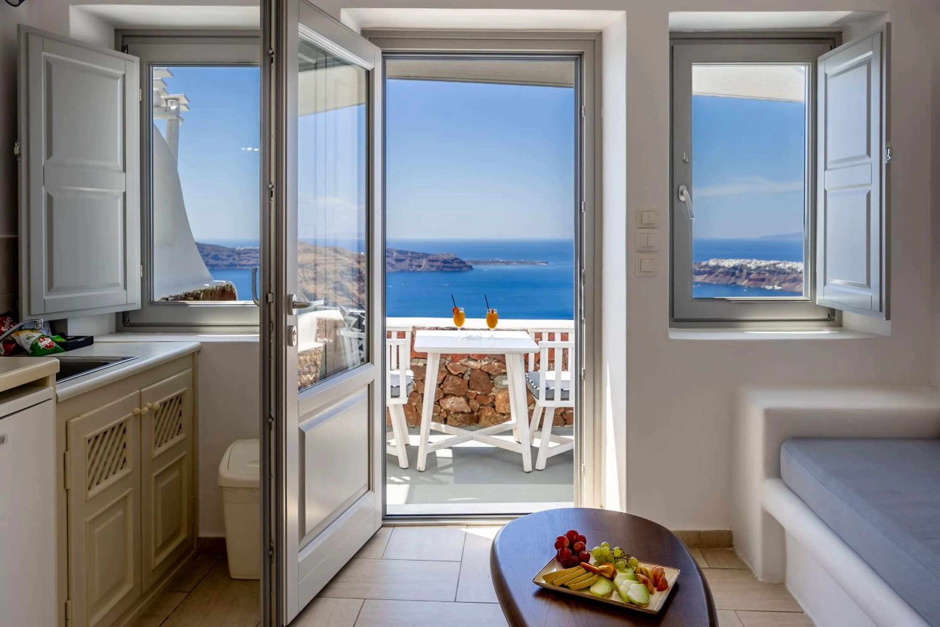 Balcony/Terrace in Ilioperato Hotel