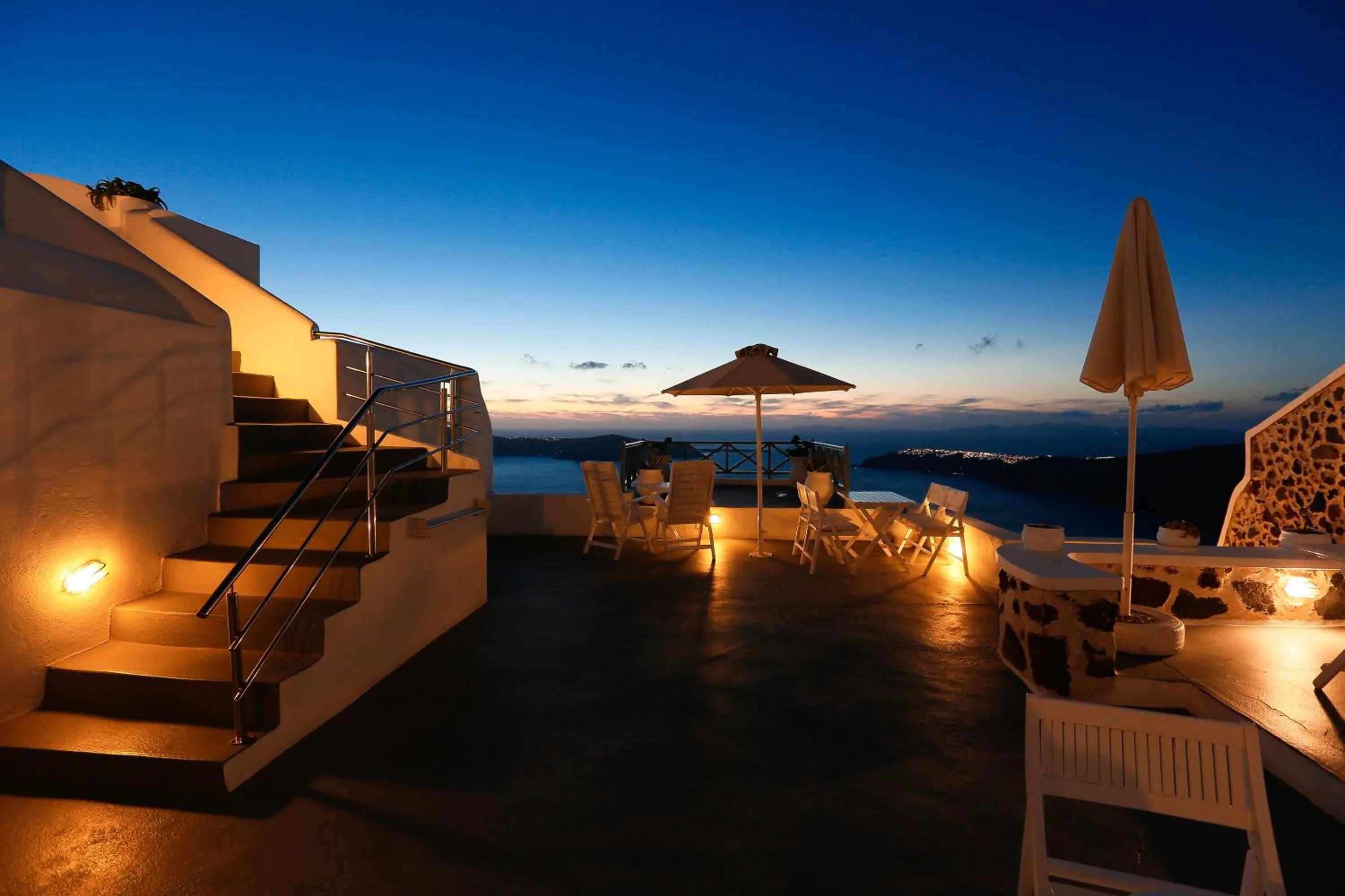 Patio in Ilioperato Hotel