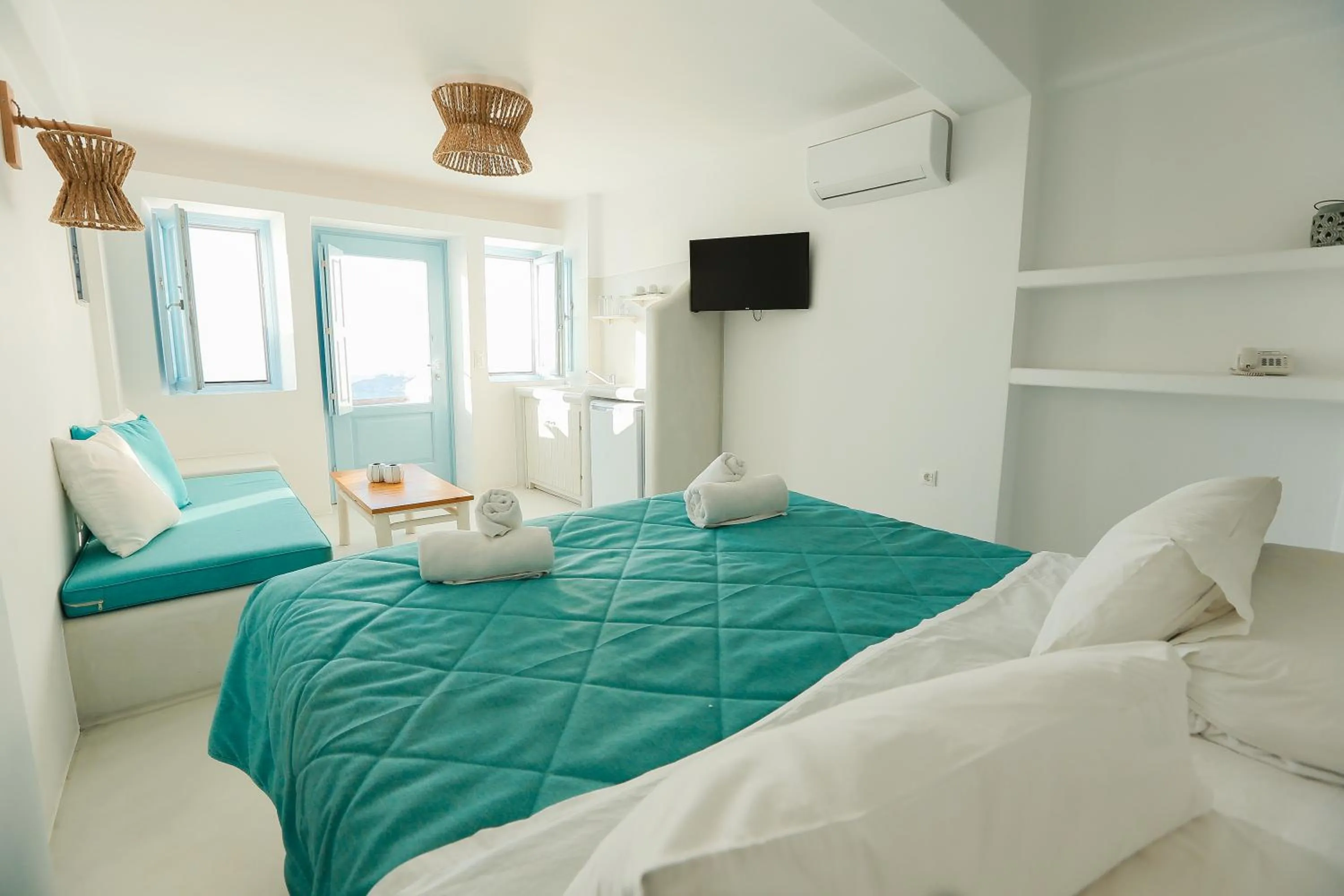 Photo of the whole room, Bed in Ilioperato Hotel