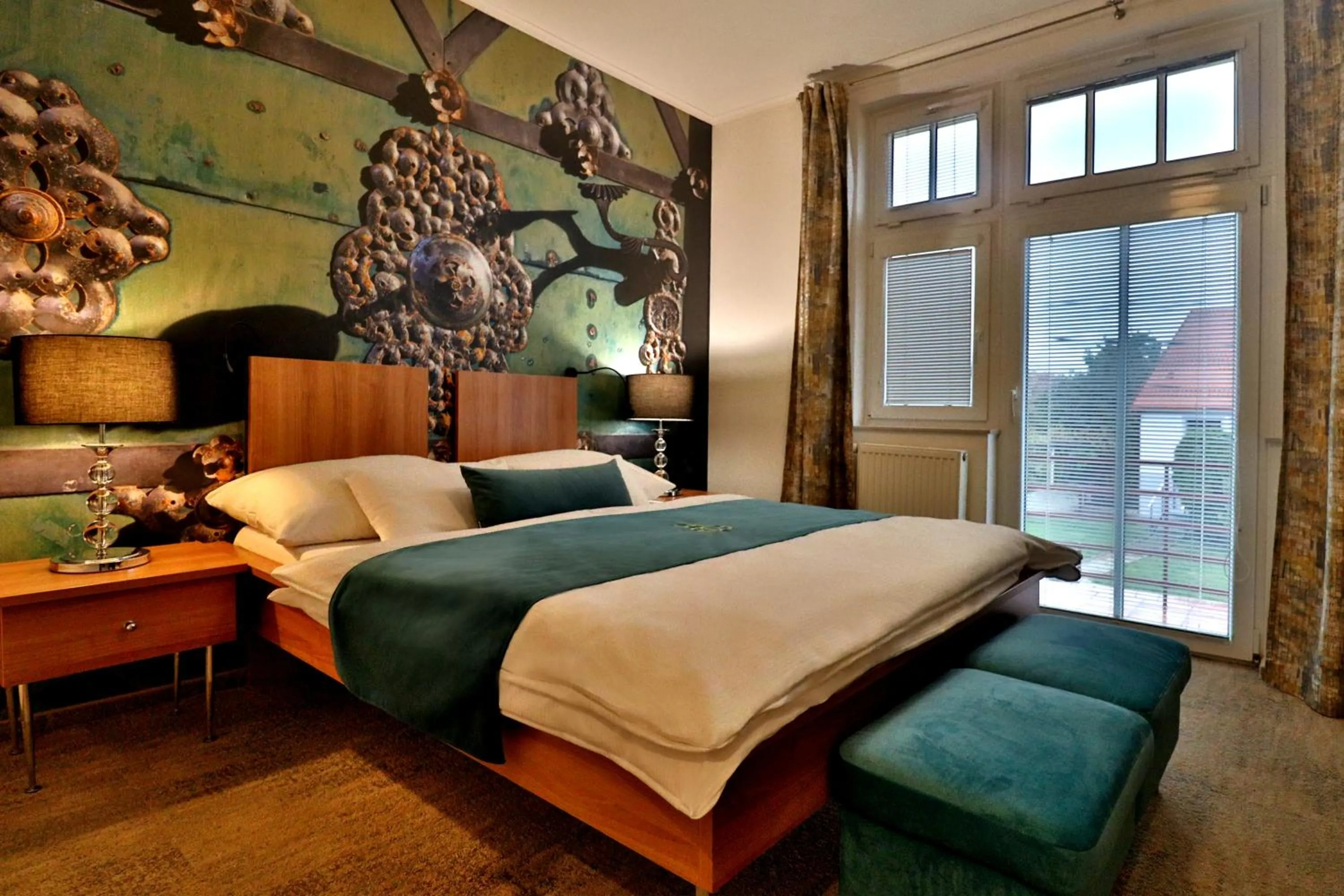 Bed in Boutique Hotel Golf Garni