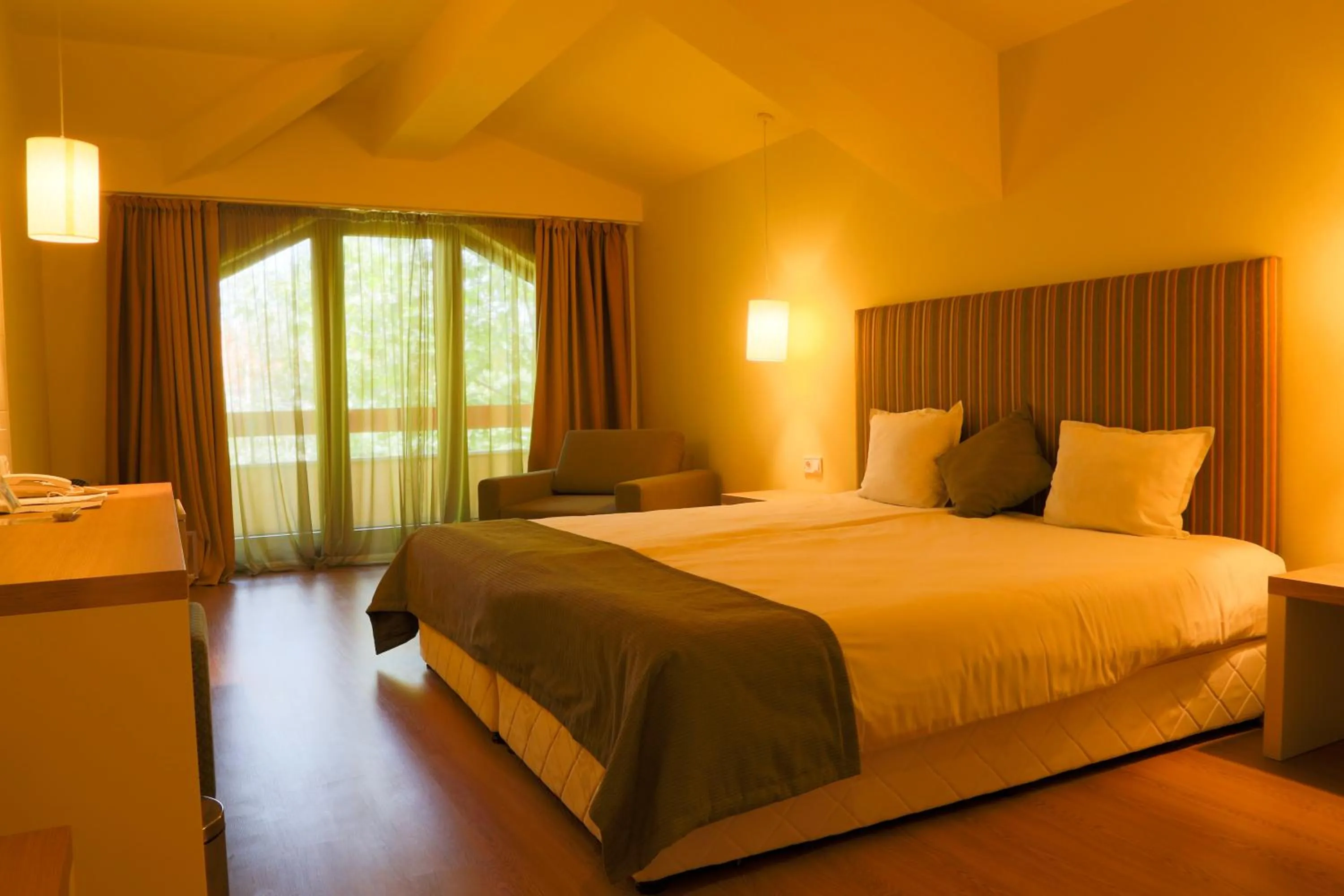 Balcony/Terrace, Bed in Tsarsko Selo Spa Hotel