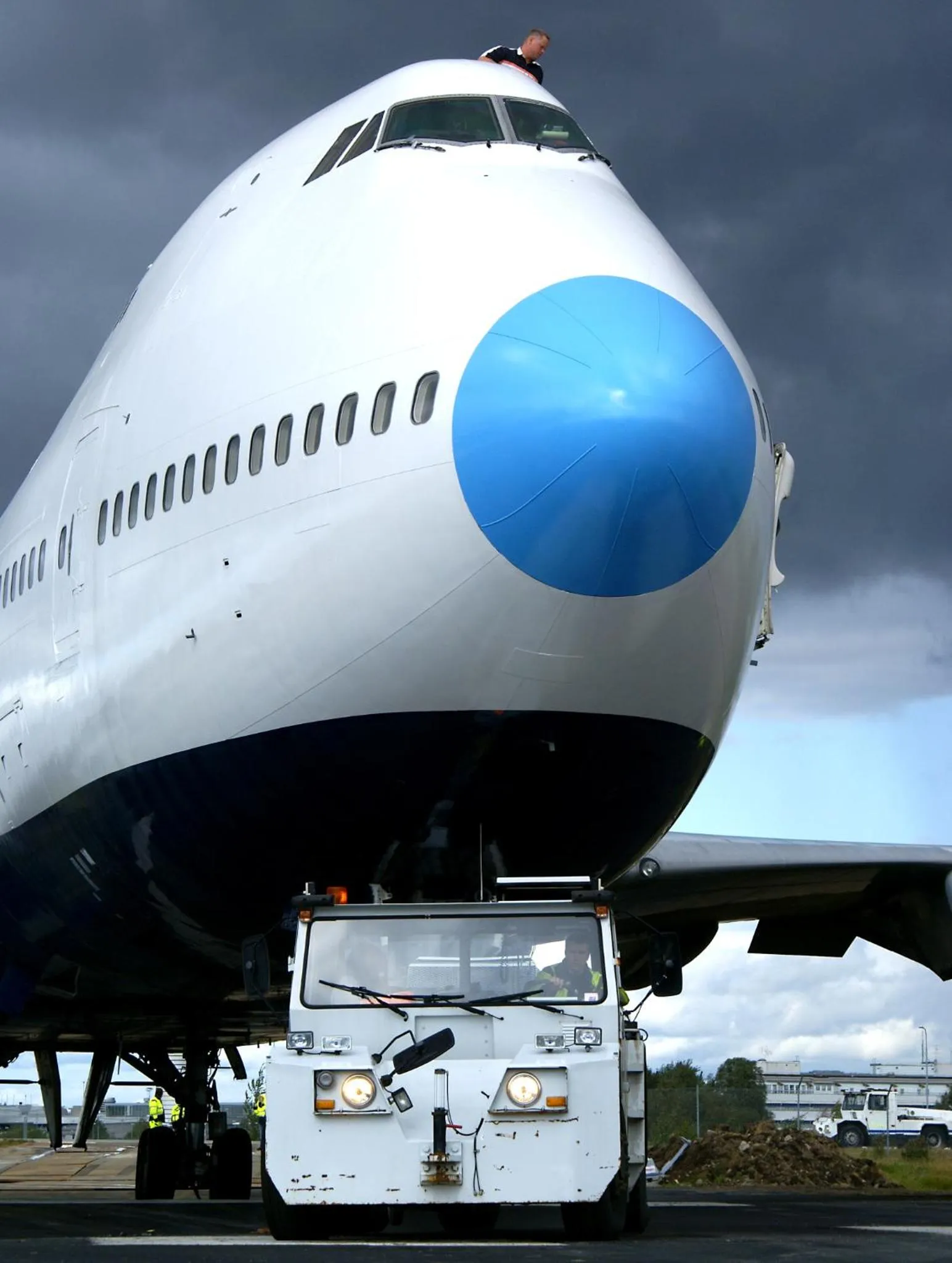 Facade/entrance in STF Jumbo Stay Stockholm