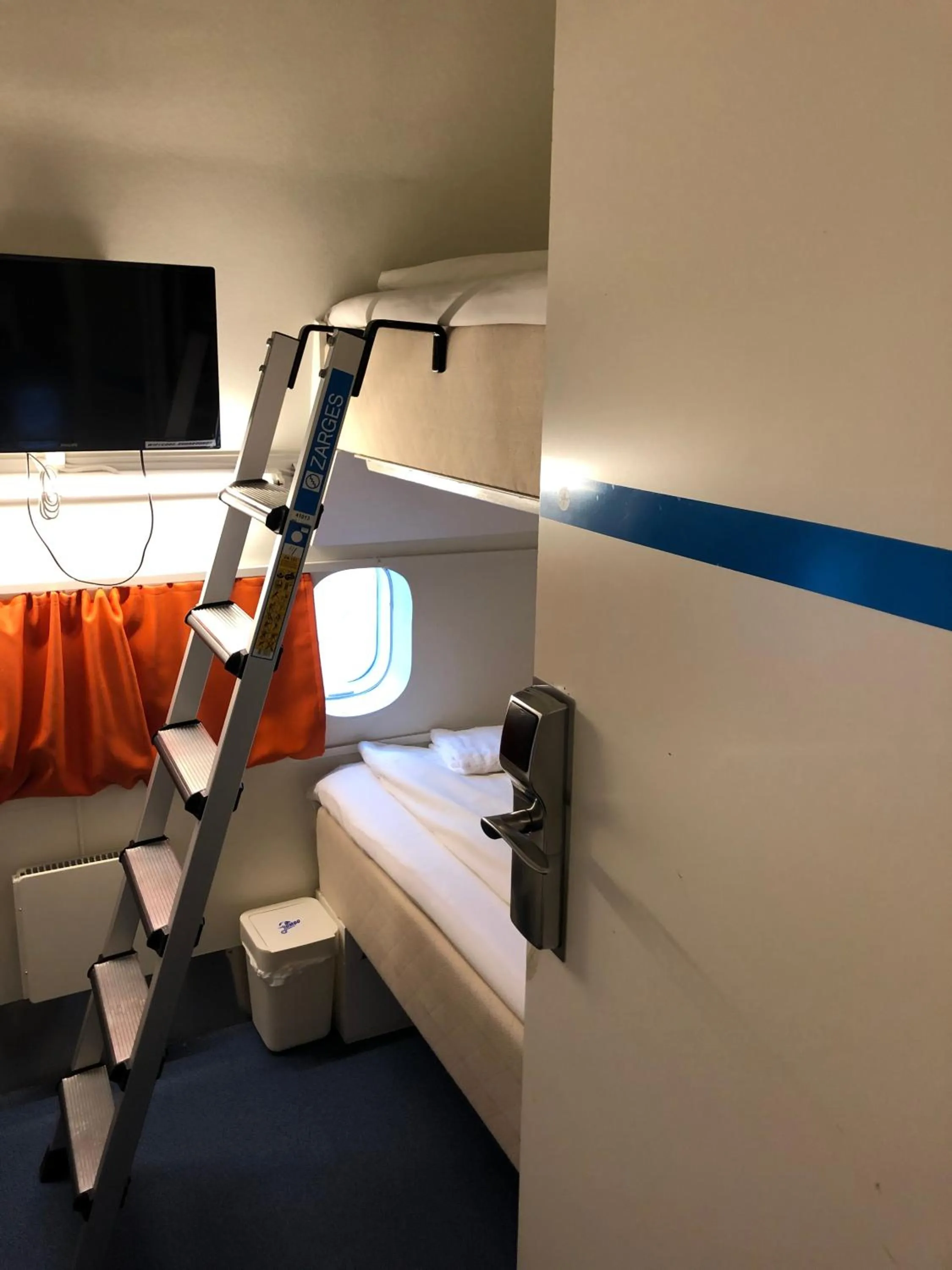 bunk bed in STF Jumbo Stay Stockholm