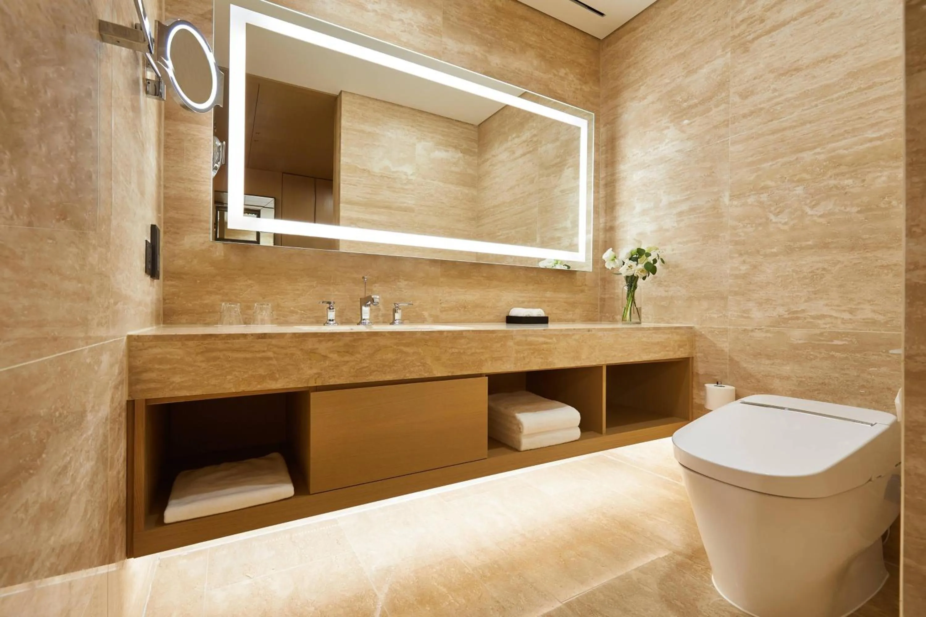 Bedroom in Marriott Jeju Shinhwa World Hotel