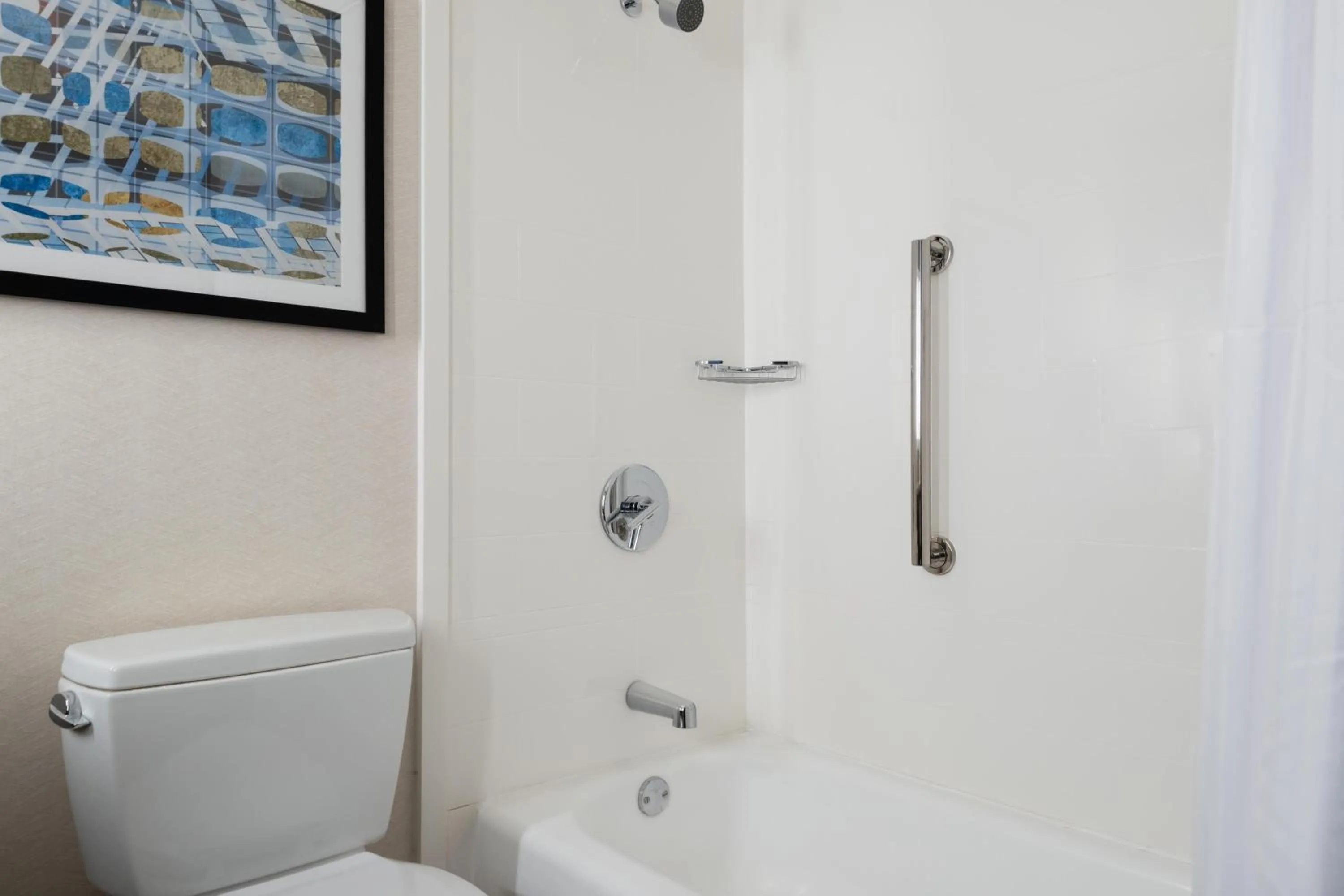 Bathroom in Hilton Garden Inn Chicago Downtown/Magnificent Mile