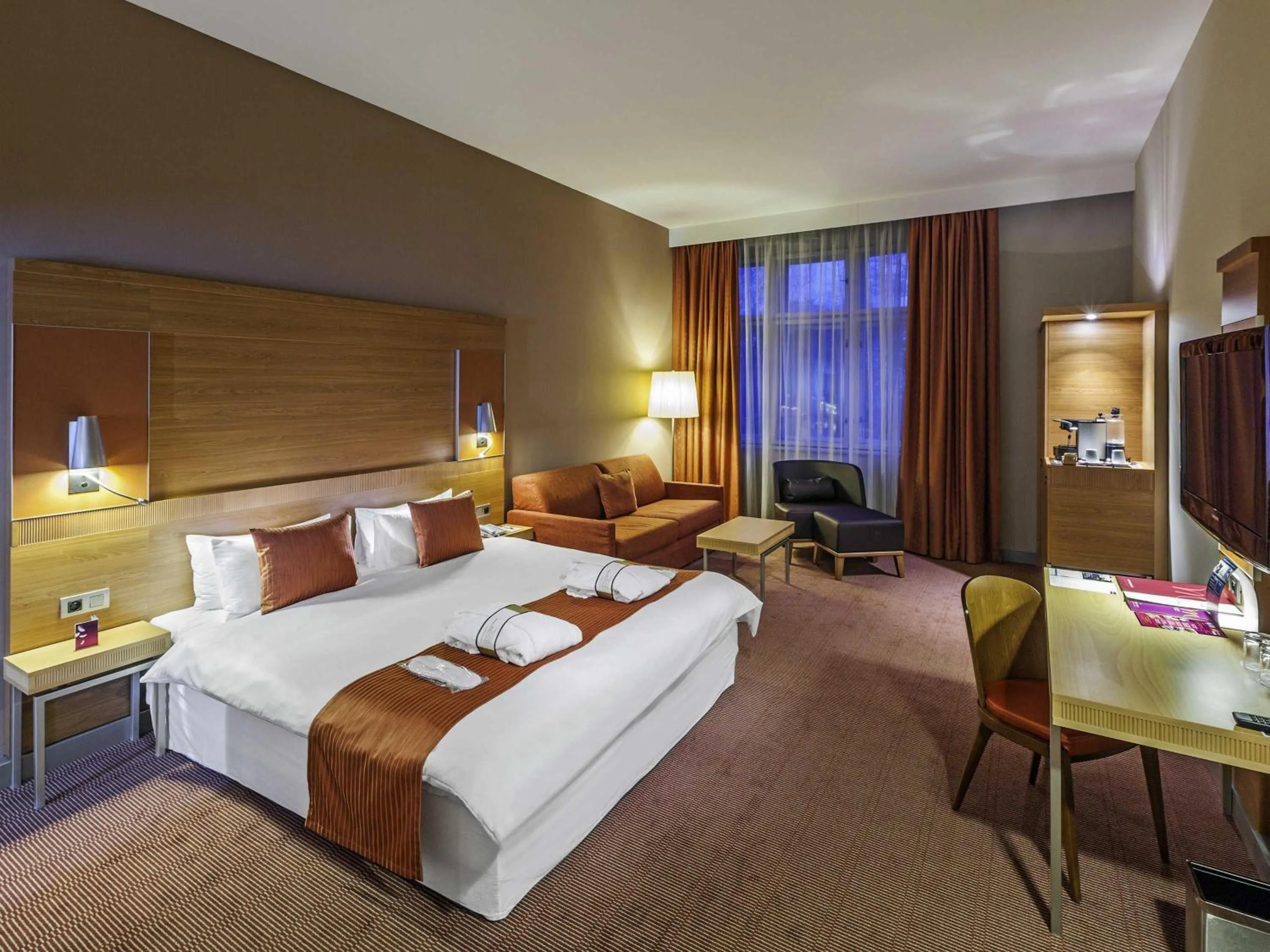 Bedroom, Bed in Mercure Ostrava Center