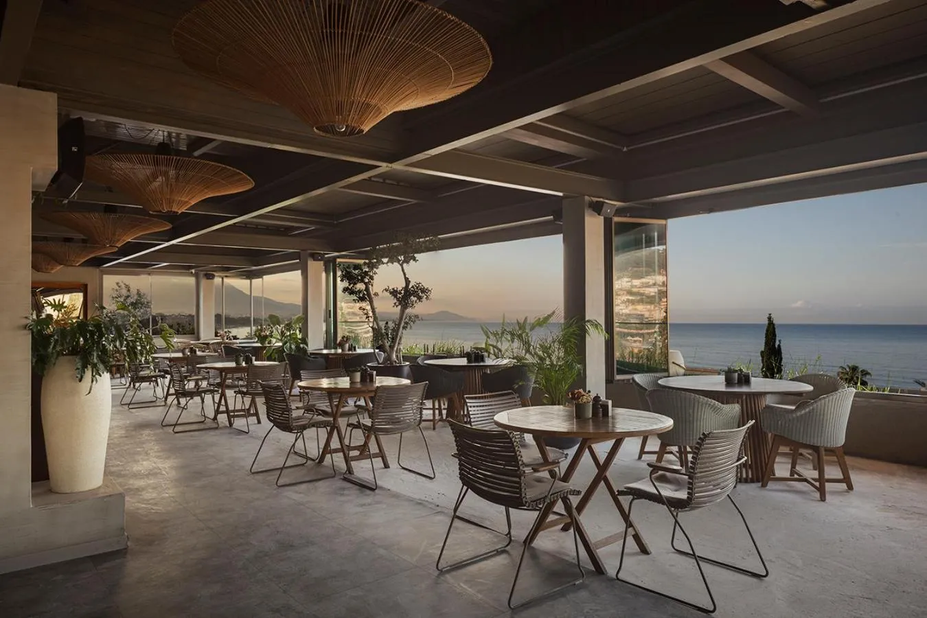 Restaurant/places to eat in Büyük Hotel