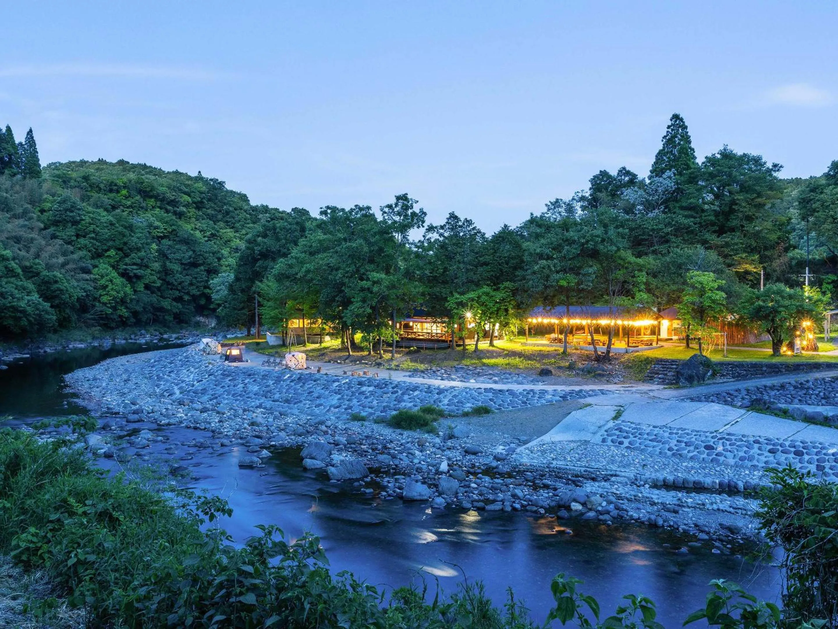 Property building in Lodge Kiyokawa