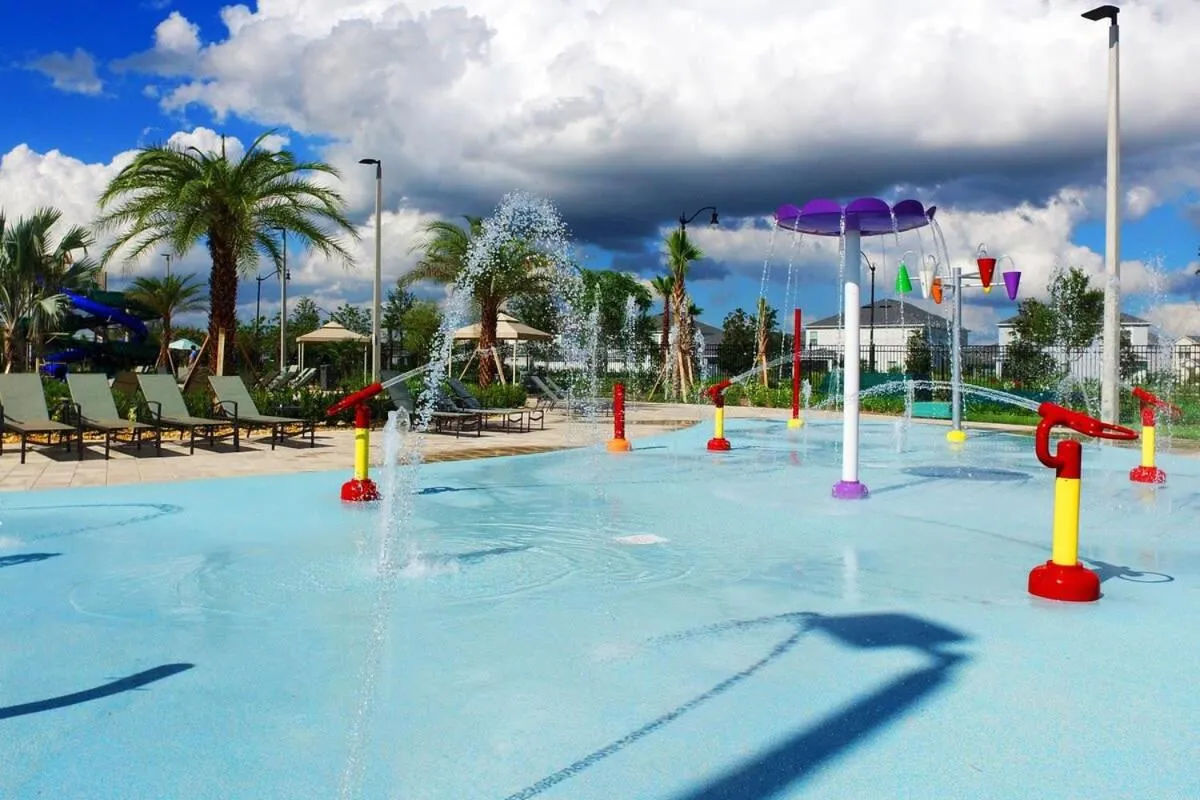 Four Bedrooms w/ Pool TownHome 4841