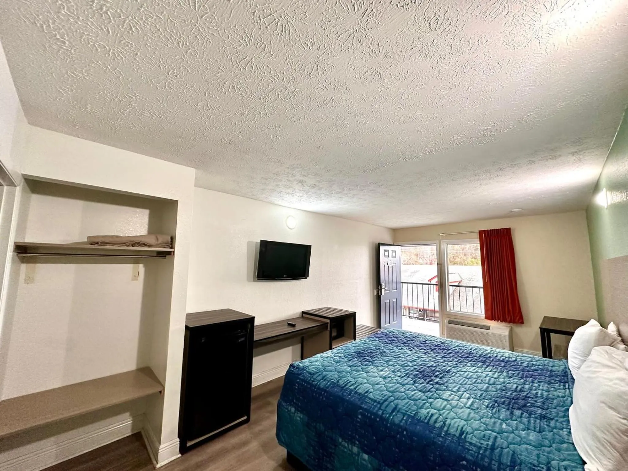 Bed in Briarstone Inn