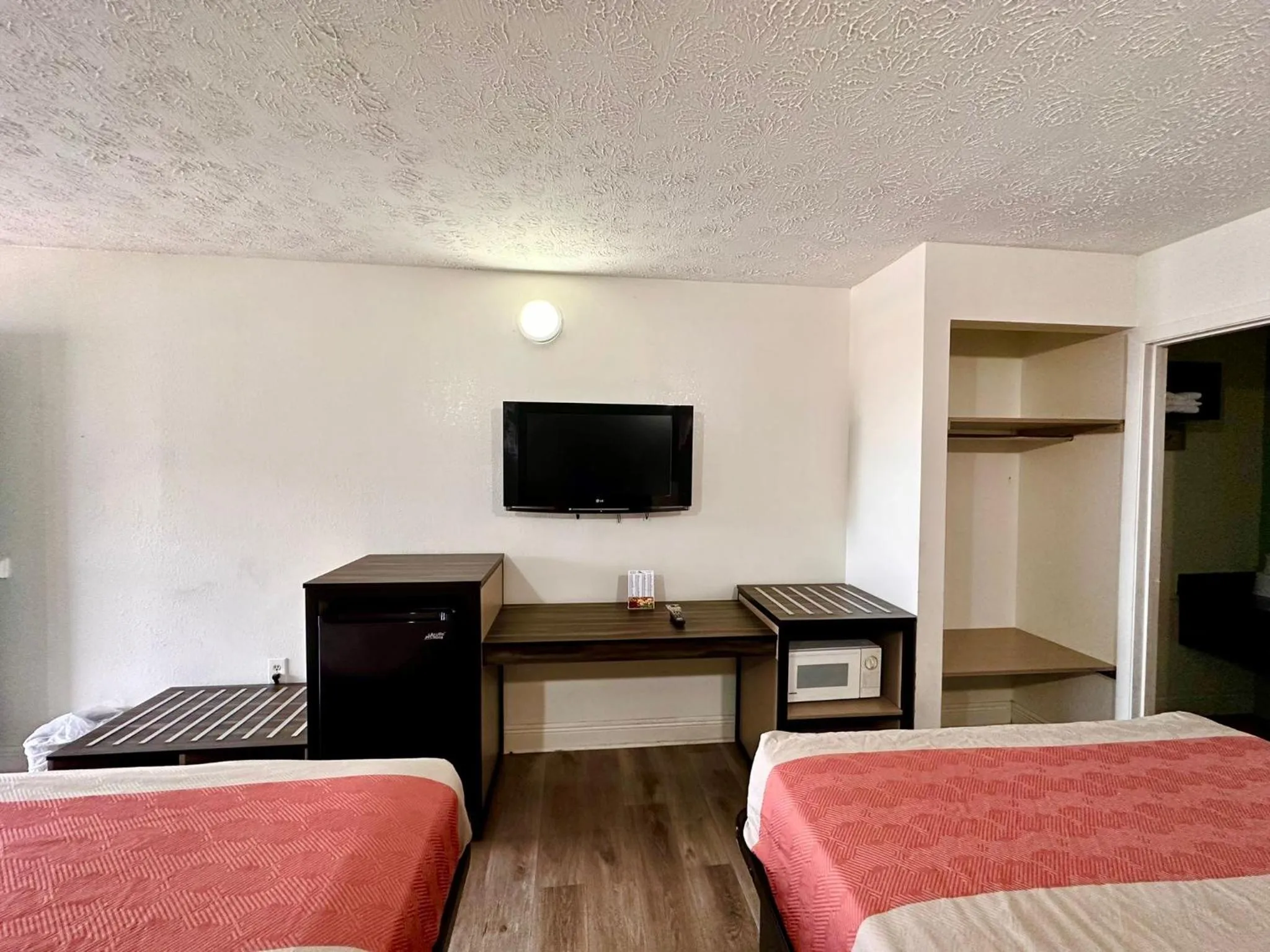 Bed in Briarstone Inn