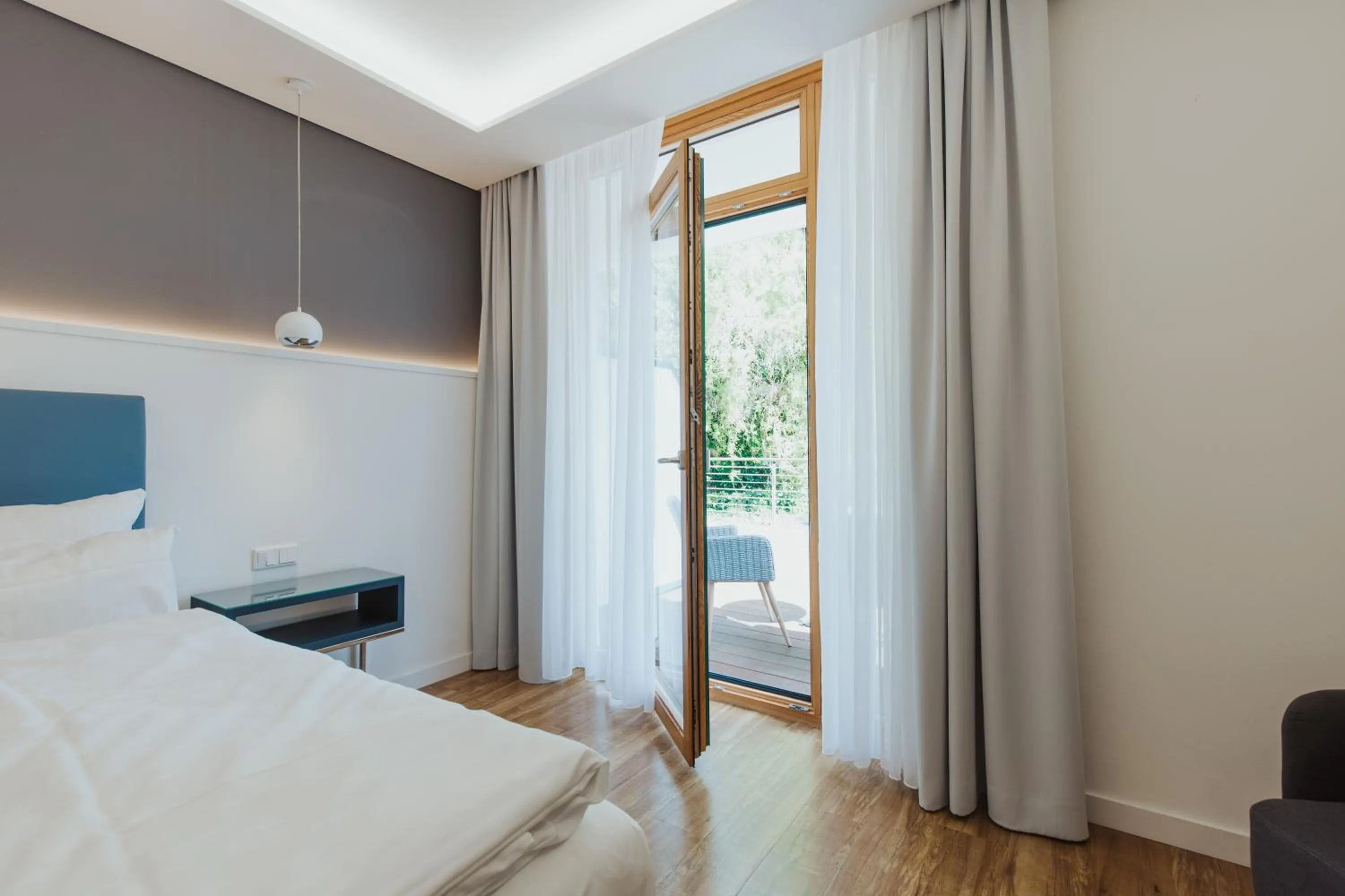 Balcony/Terrace, Bed in Parkhotel IV Jahreszeiten Kühlungsborn