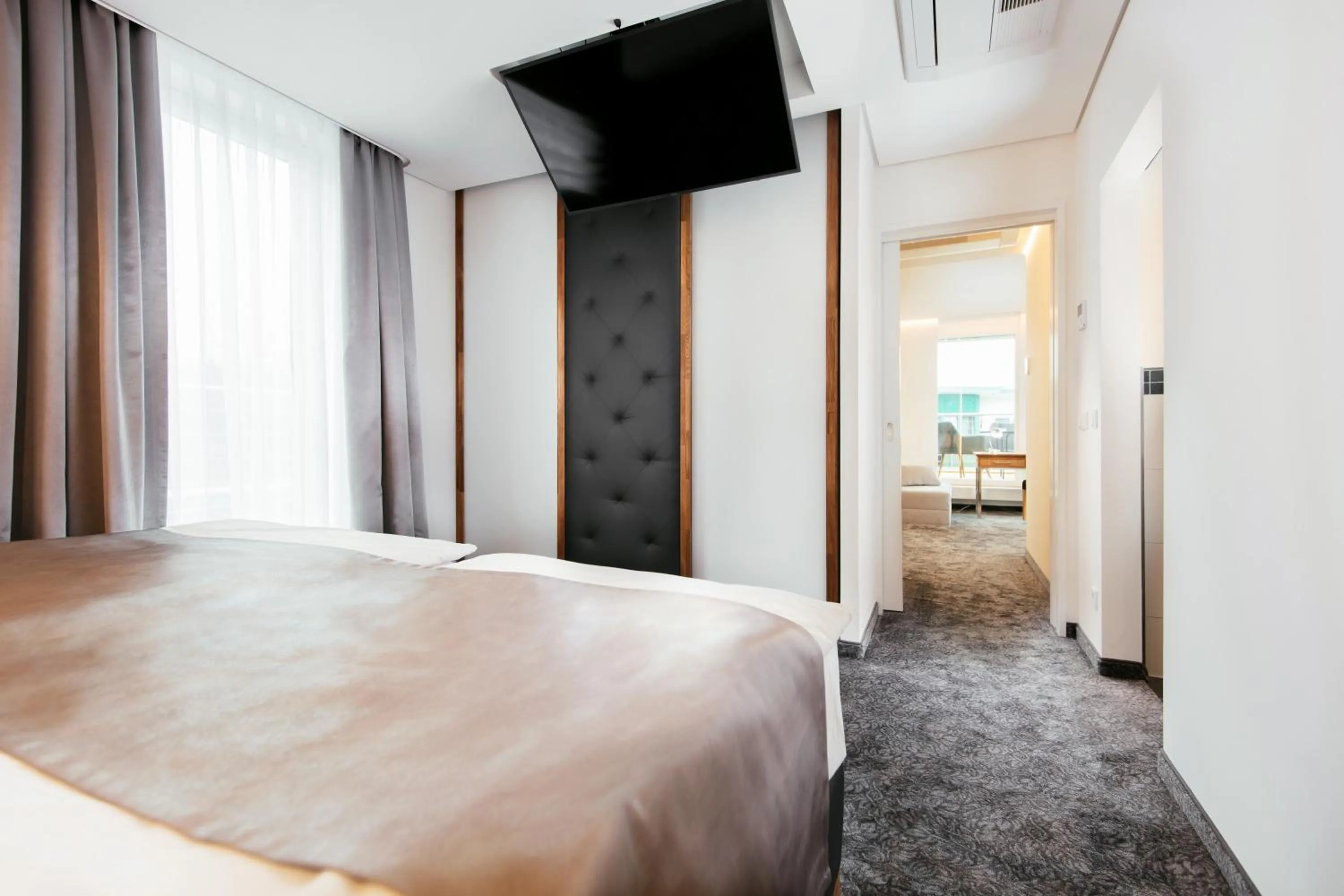 TV and multimedia, Bed in Parkhotel IV Jahreszeiten Kühlungsborn