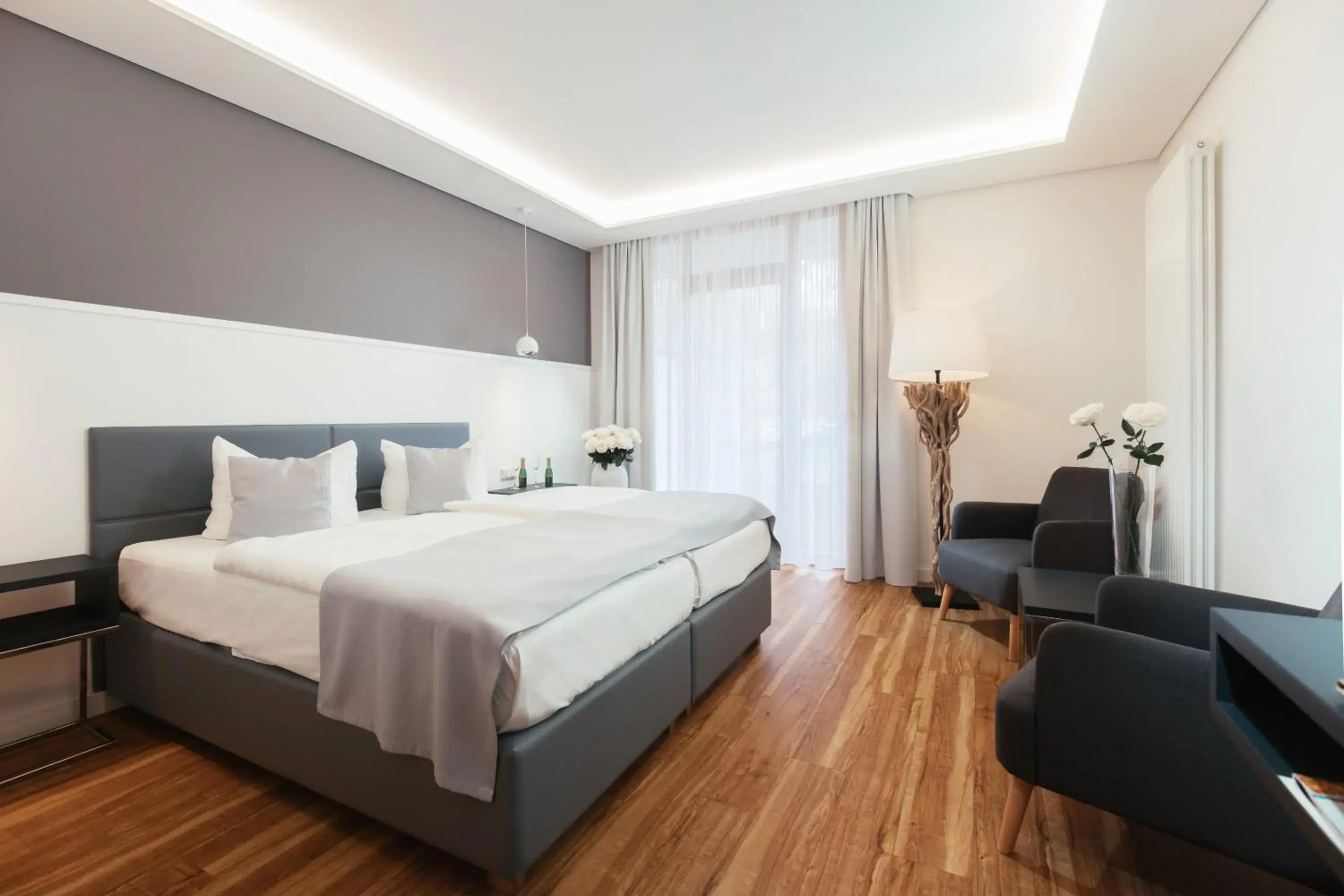 Deluxe Double Room with Balcony in Parkhotel IV Jahreszeiten Kühlungsborn Deluxe Double Room with Balcony in Parkhotel IV Jahreszeiten Kühlungsborn