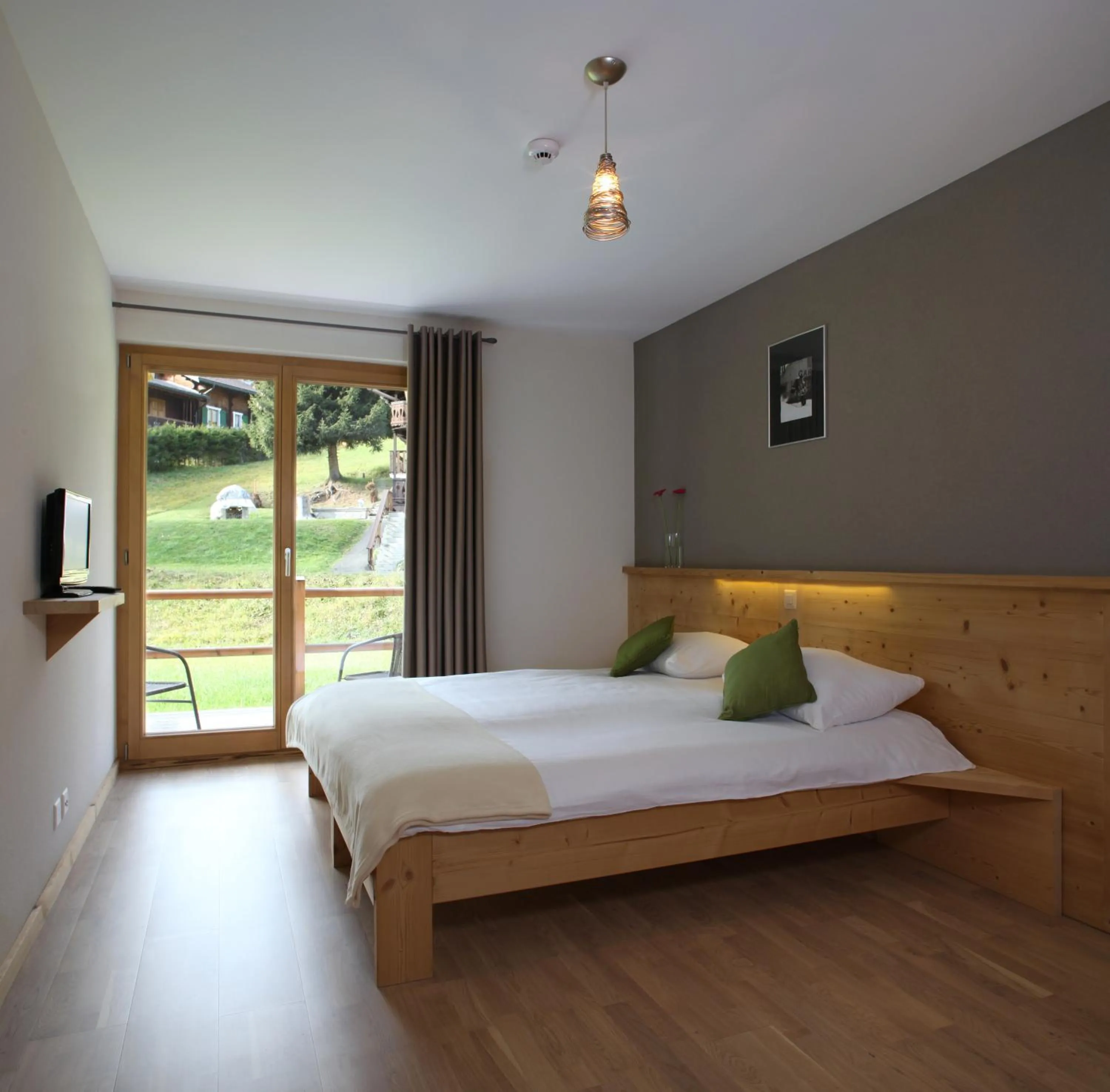 Photo of the whole room, Bed in Helvetia hotel