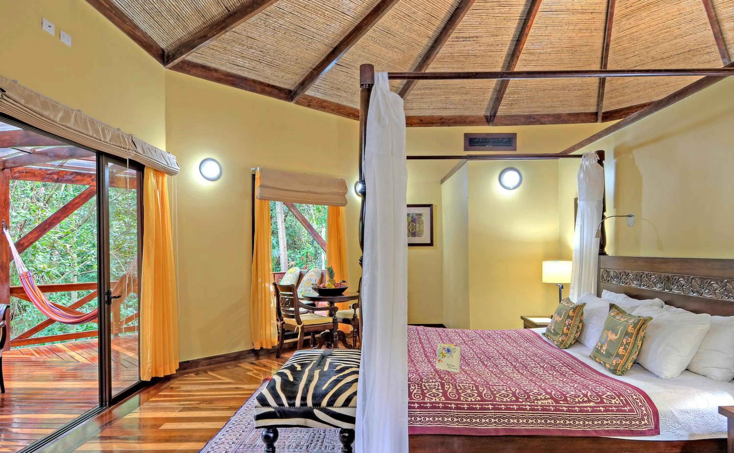 Bedroom, Bed in Nayara Gardens