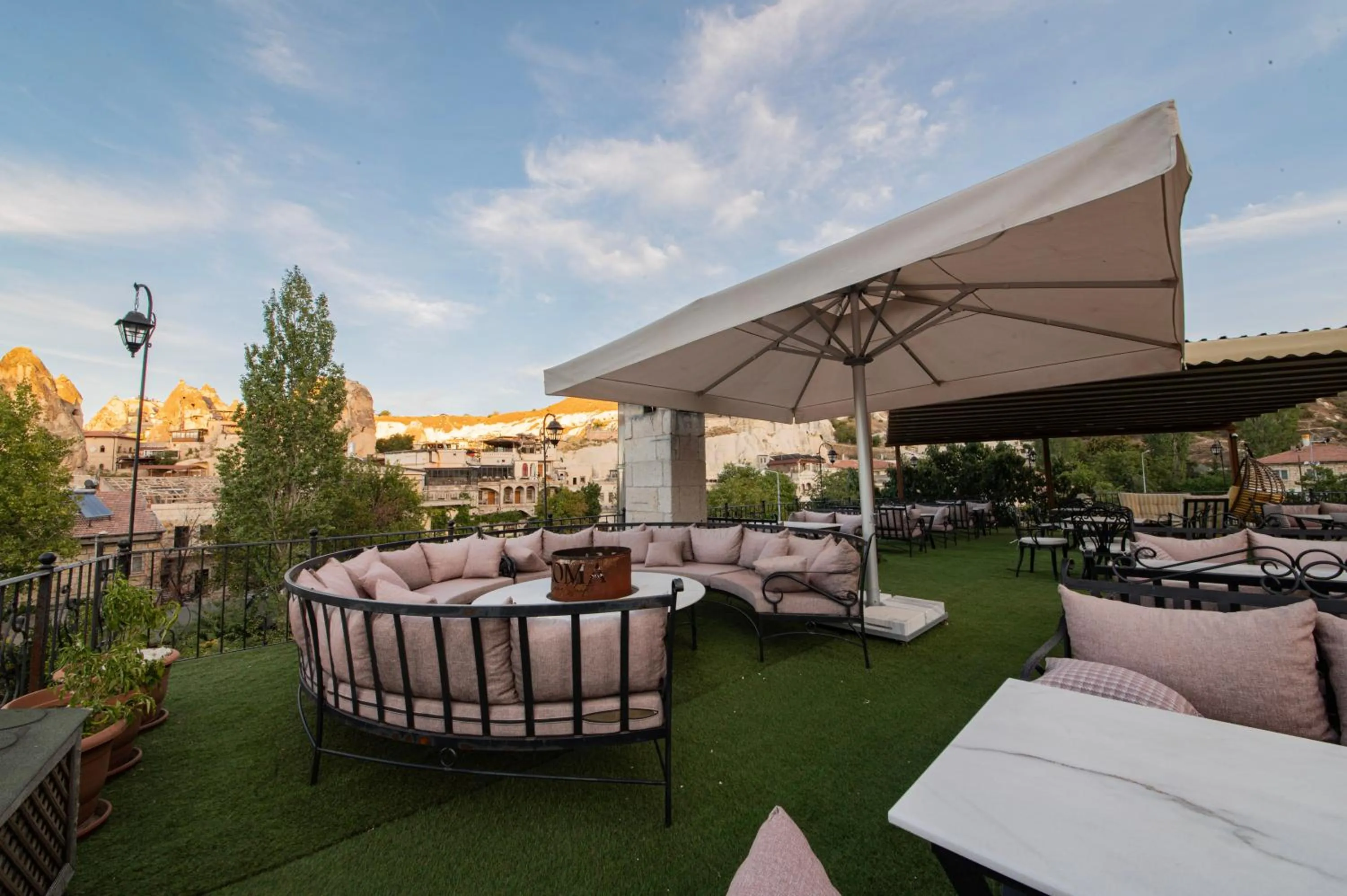 Seating area in Roma Cave Suite