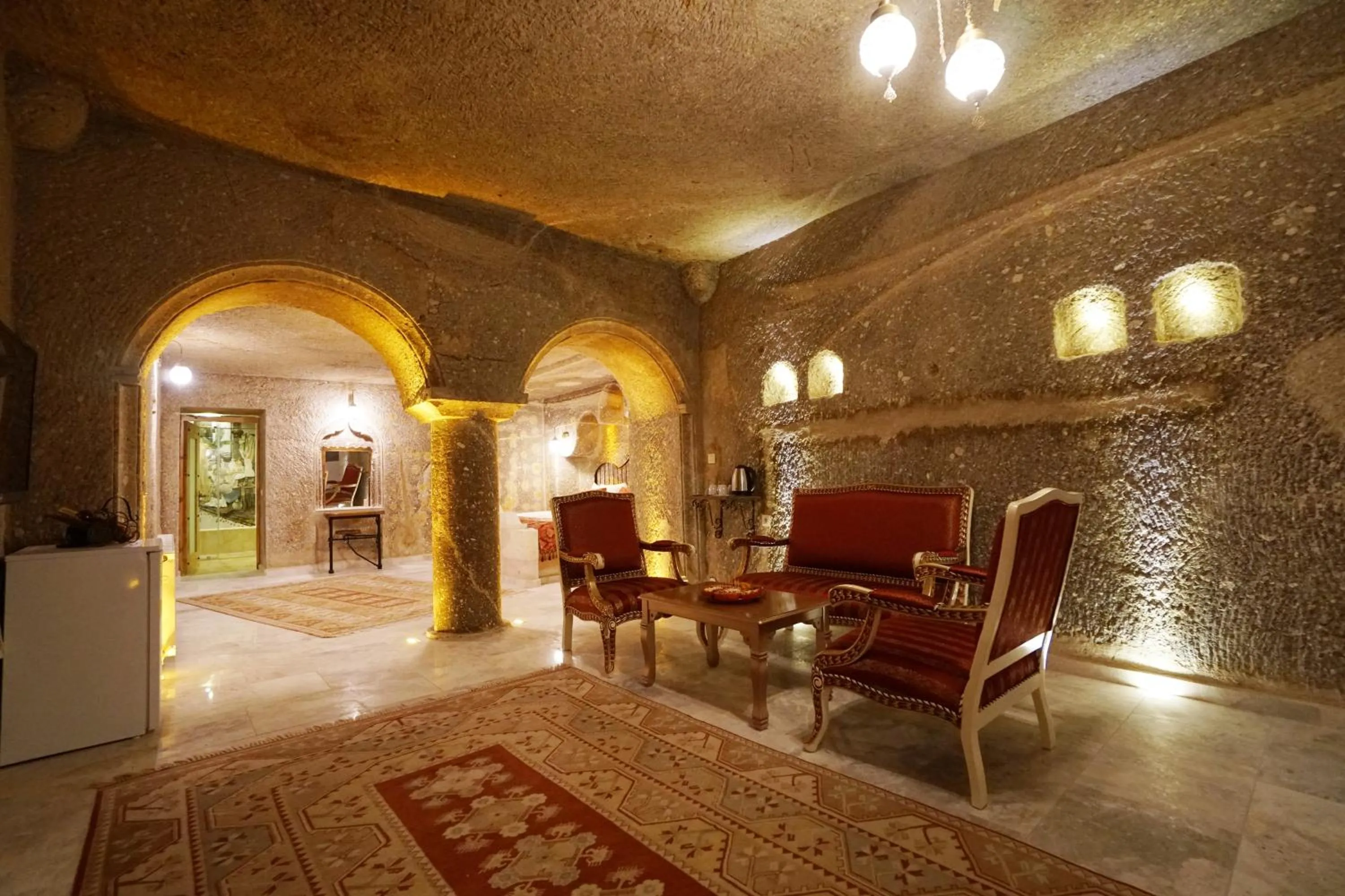 Seating area in Roma Cave Suite