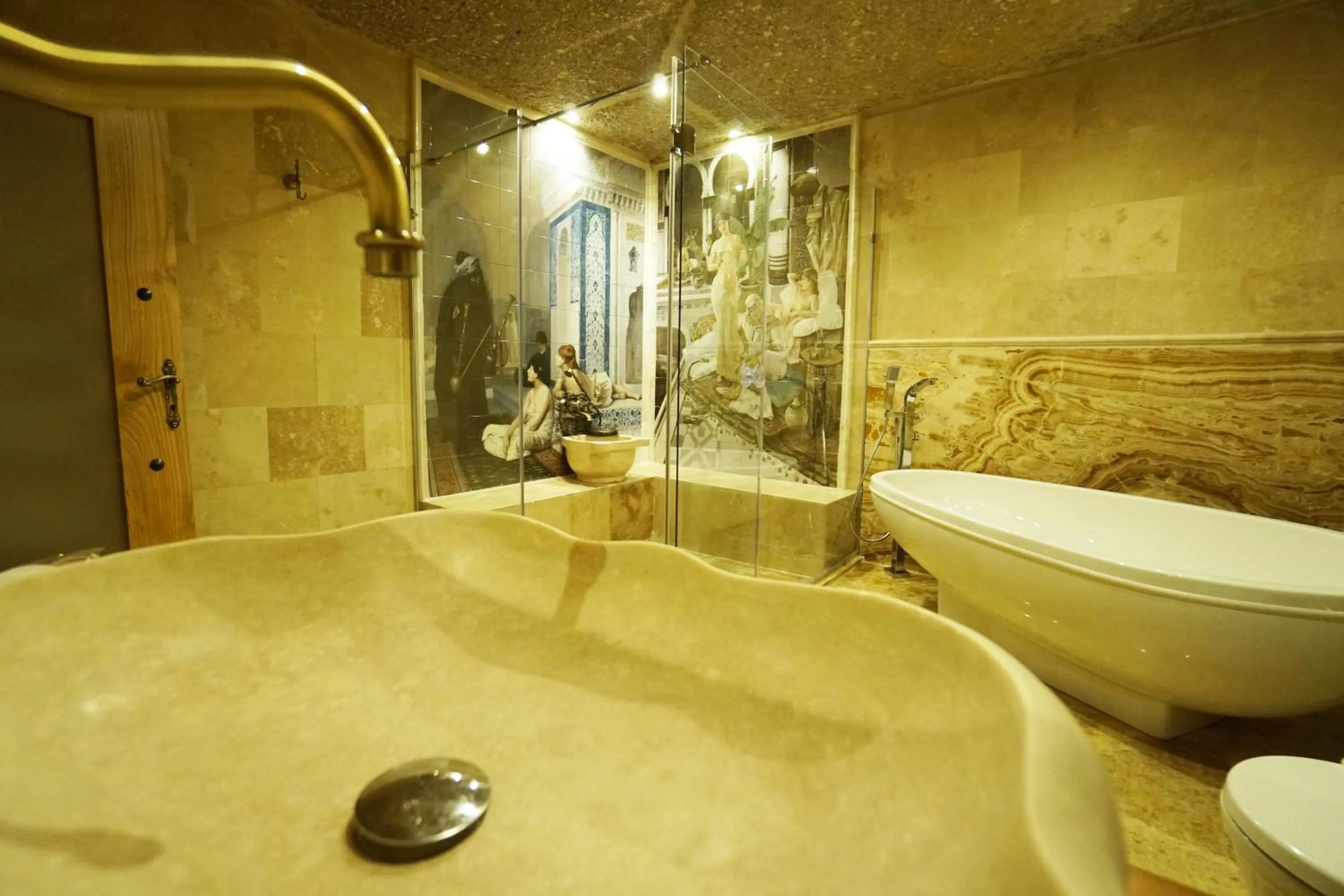 Bathroom in Roma Cave Suite