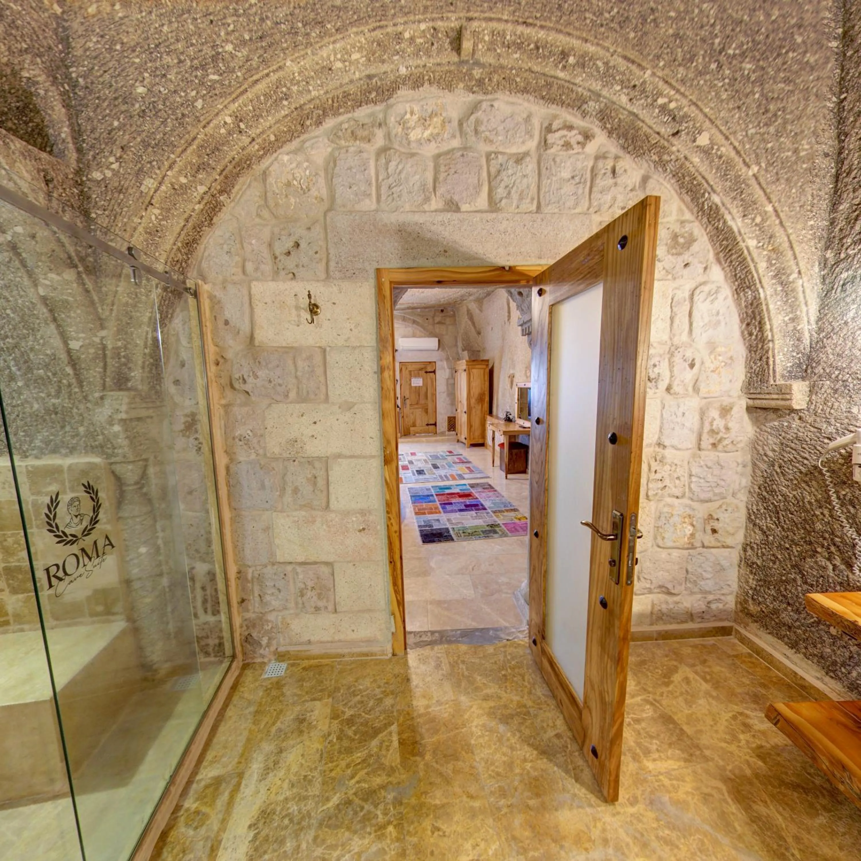 Bathroom in Roma Cave Suite