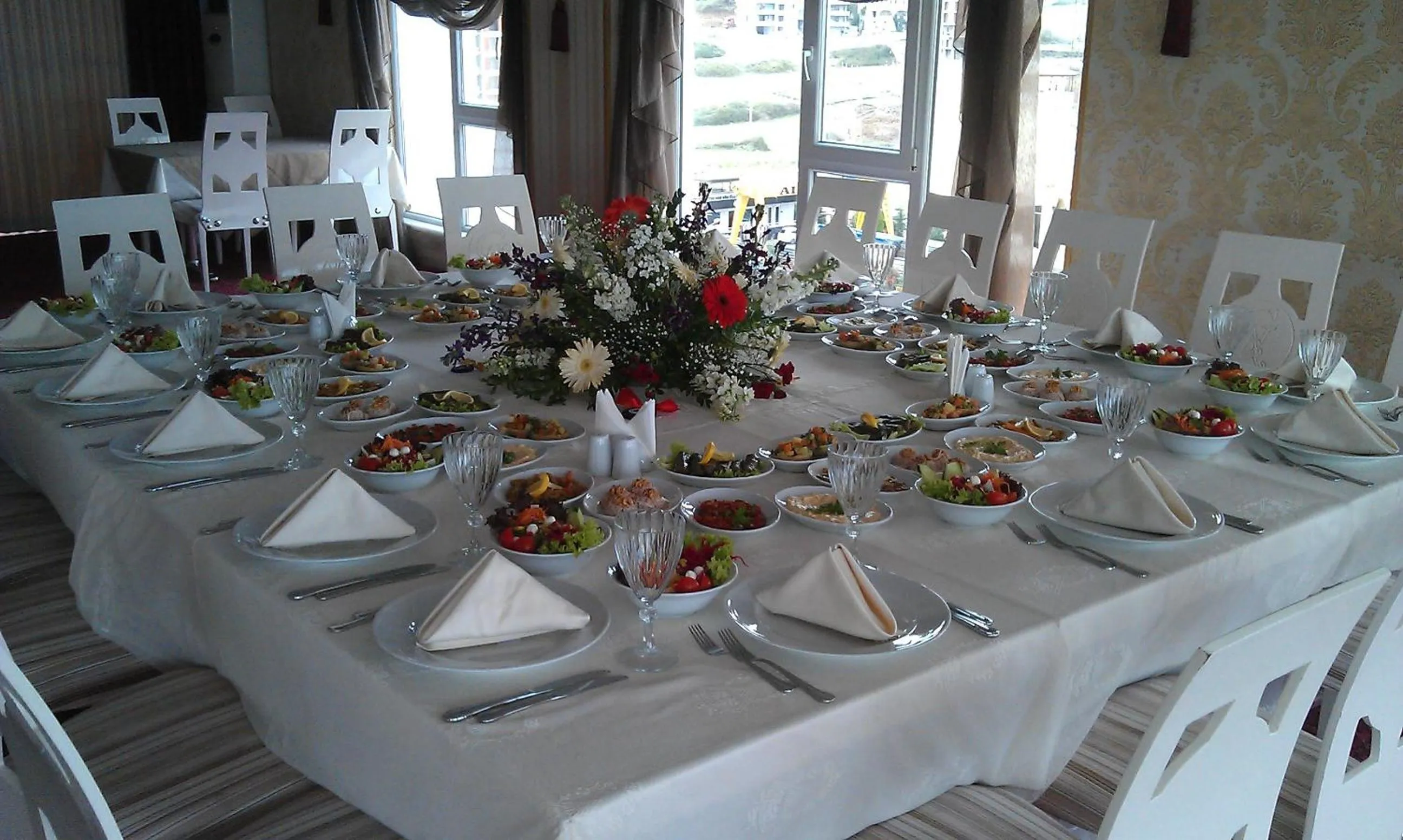 Restaurant/places to eat in Grand Atakum Hotel