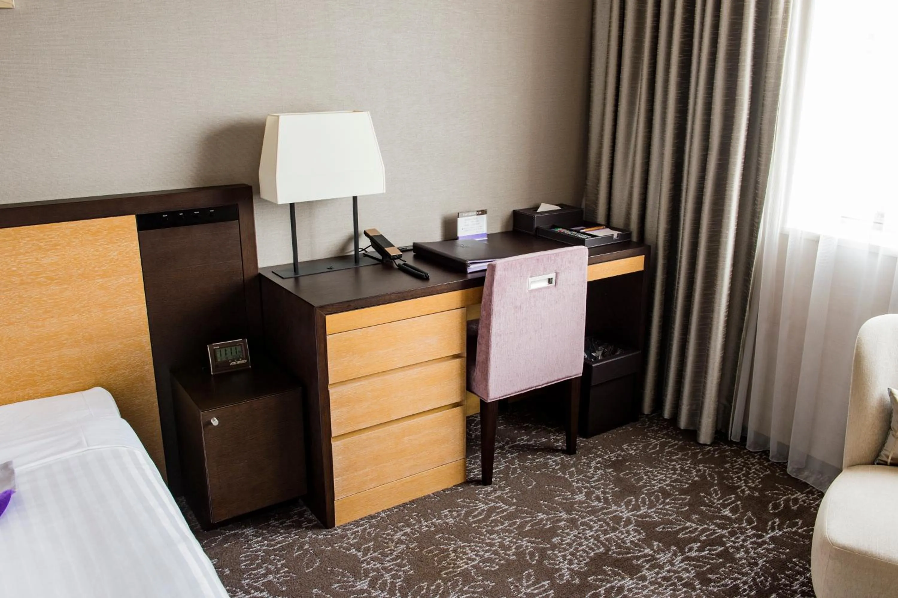 Photo of the whole room, Bed in Hotel Ole