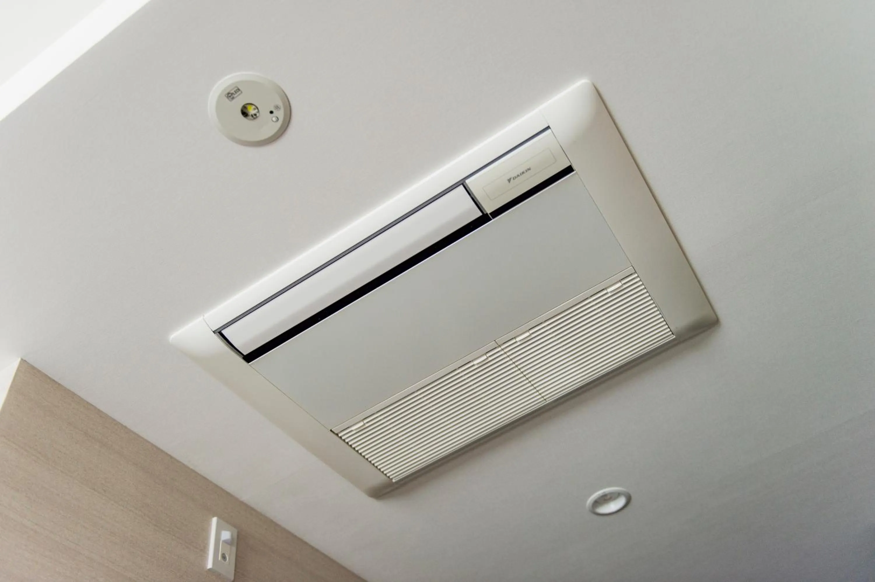 air conditioner in Hotel Ole