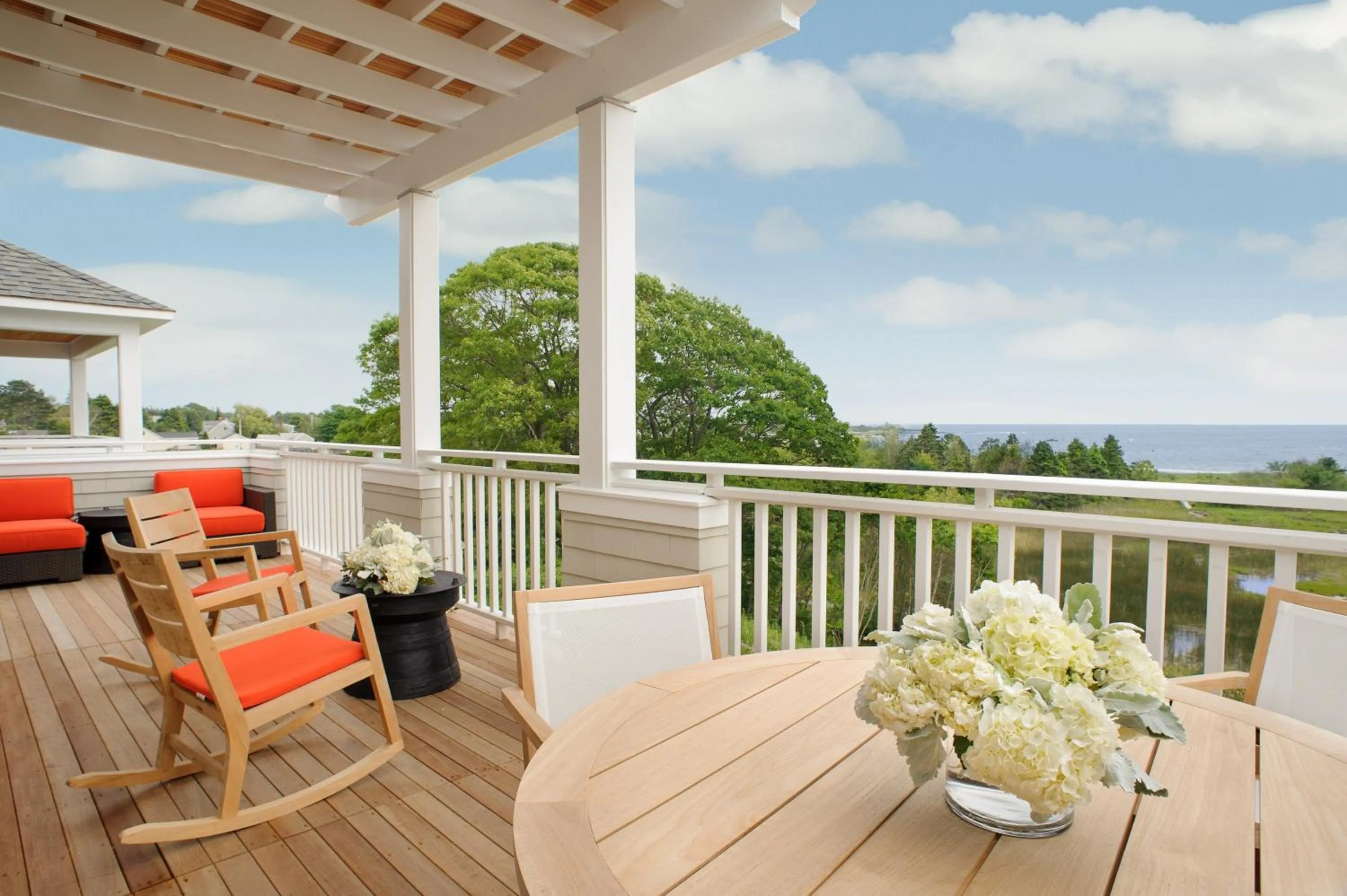 Balcony/Terrace in Inn By the Sea
