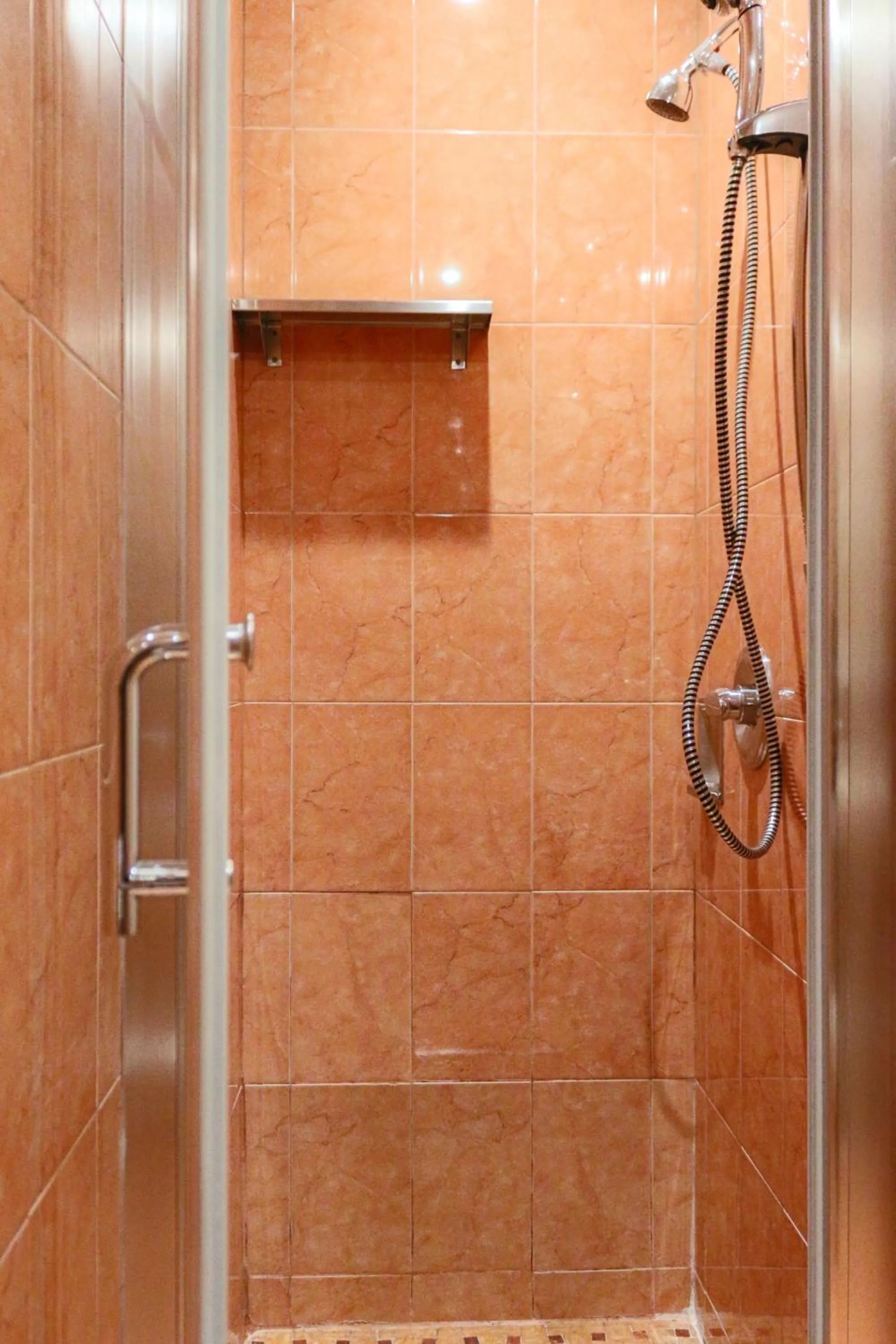 Bathroom in Hotel Newton