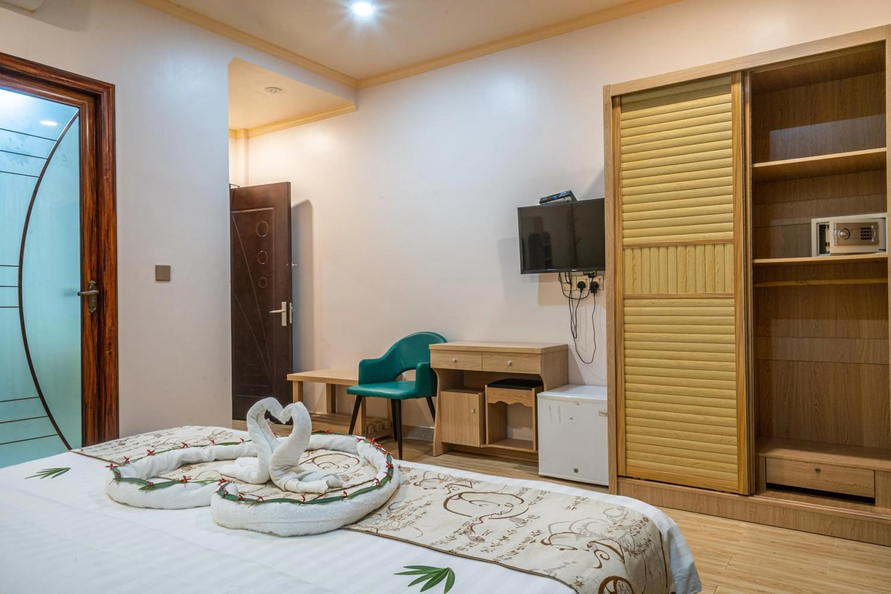 Bed in Sunrise Beach