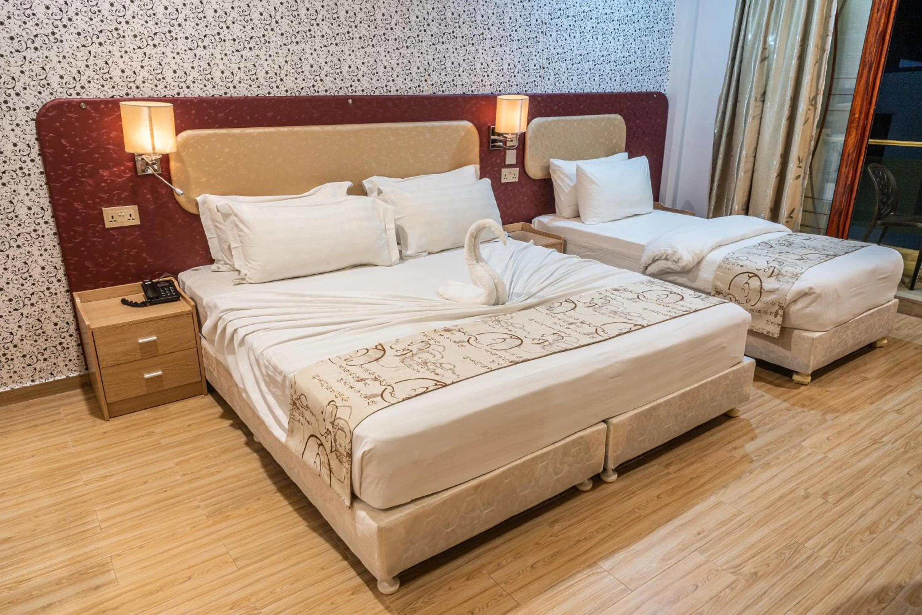 Bed in Sunrise Beach