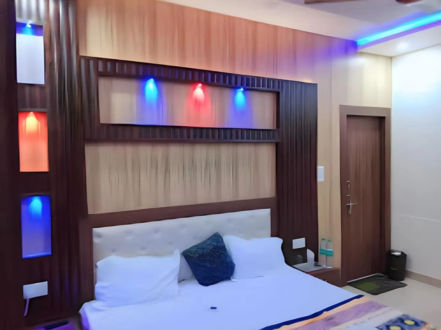 Bed in Taj Square A luxurious family homestay