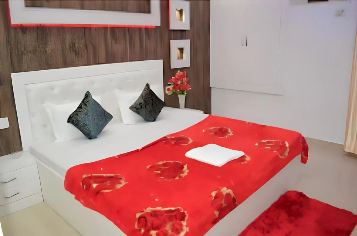 Bed in Taj Square A luxurious family homestay