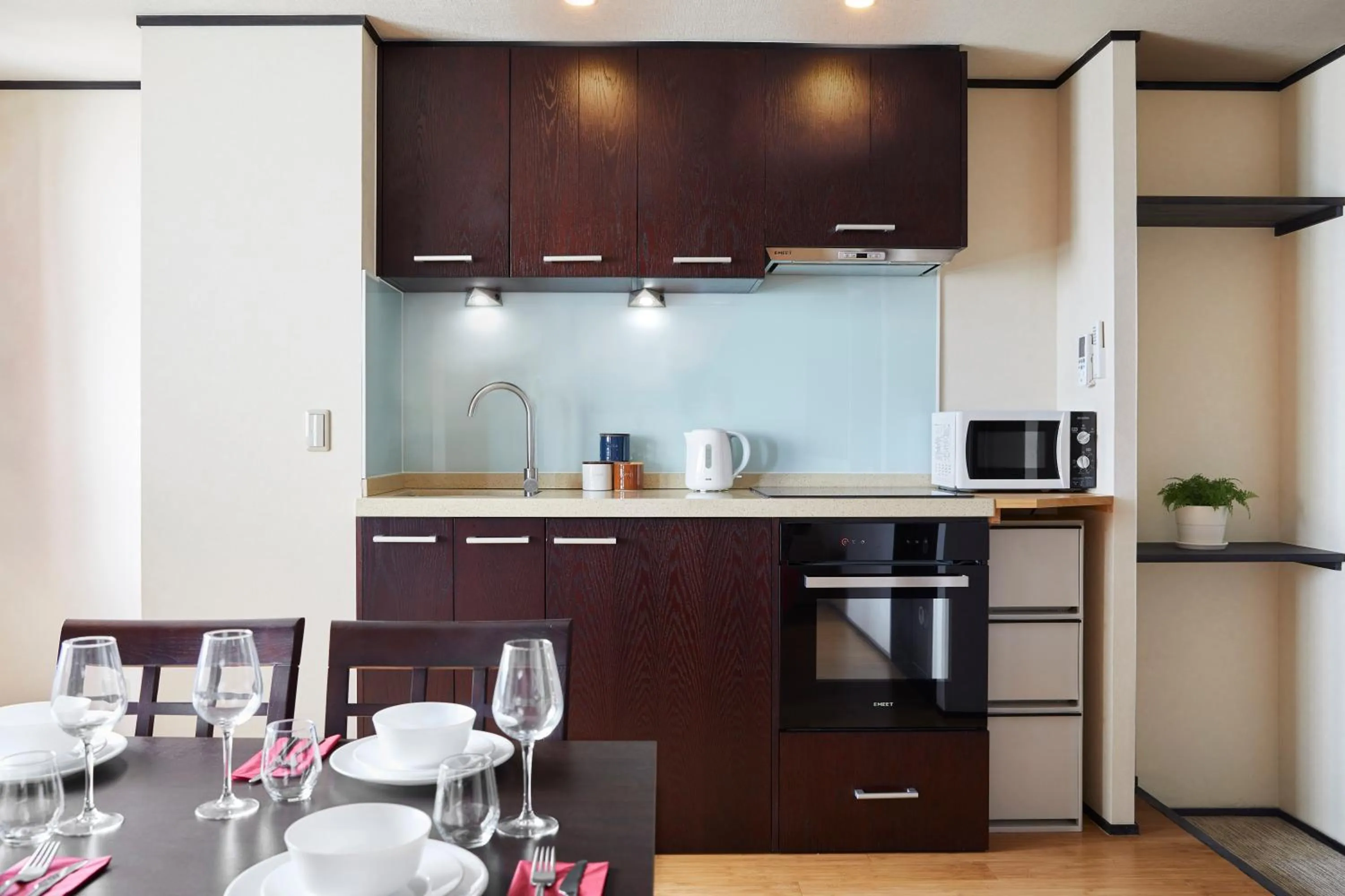 Coffee/tea facilities in The Address Akakura