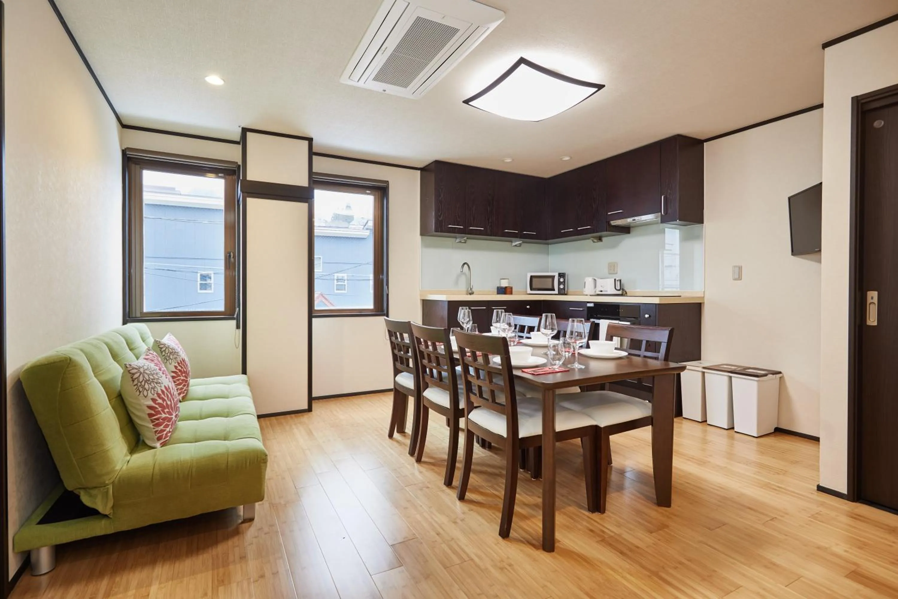 Coffee/tea facilities in The Address Akakura