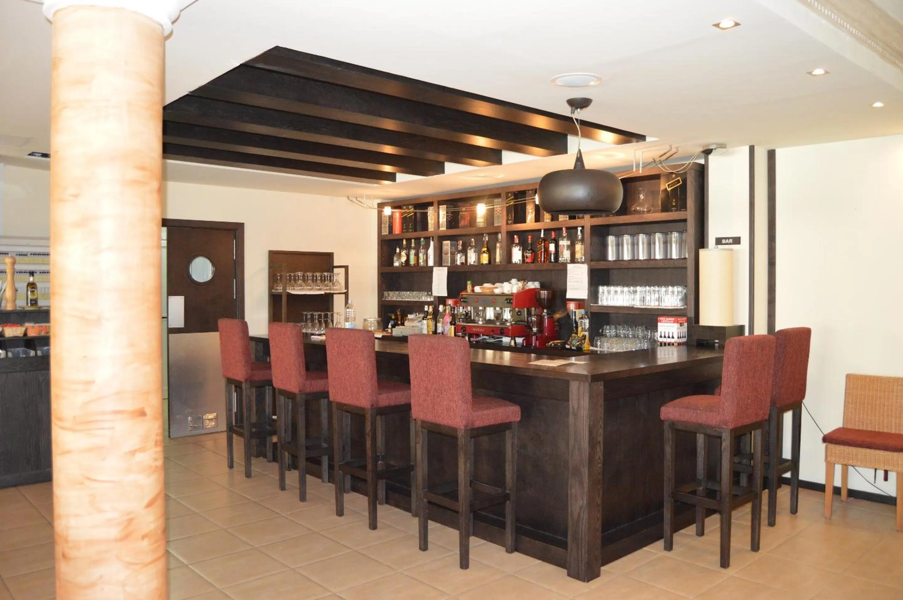 Lounge or bar in Hotel La Aldea Suites