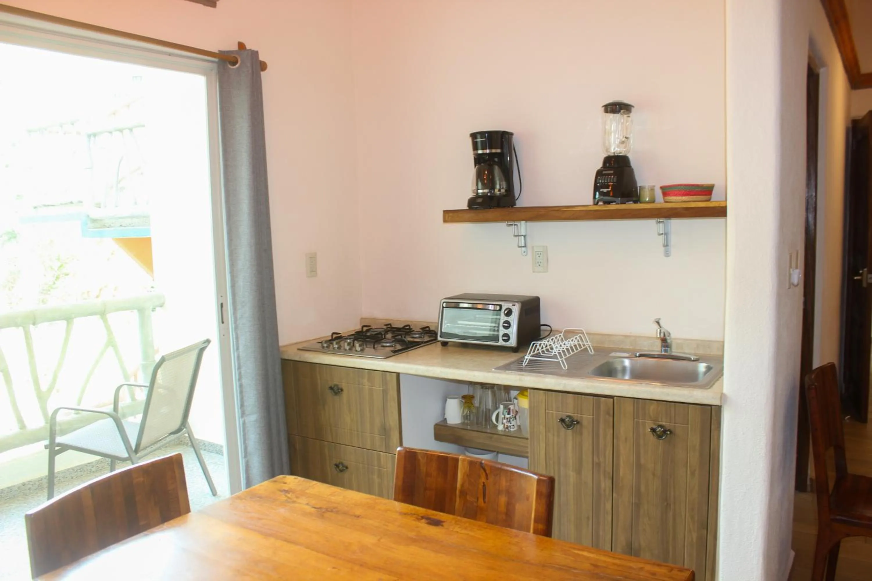 Coffee/tea facilities in Villa Los Corales