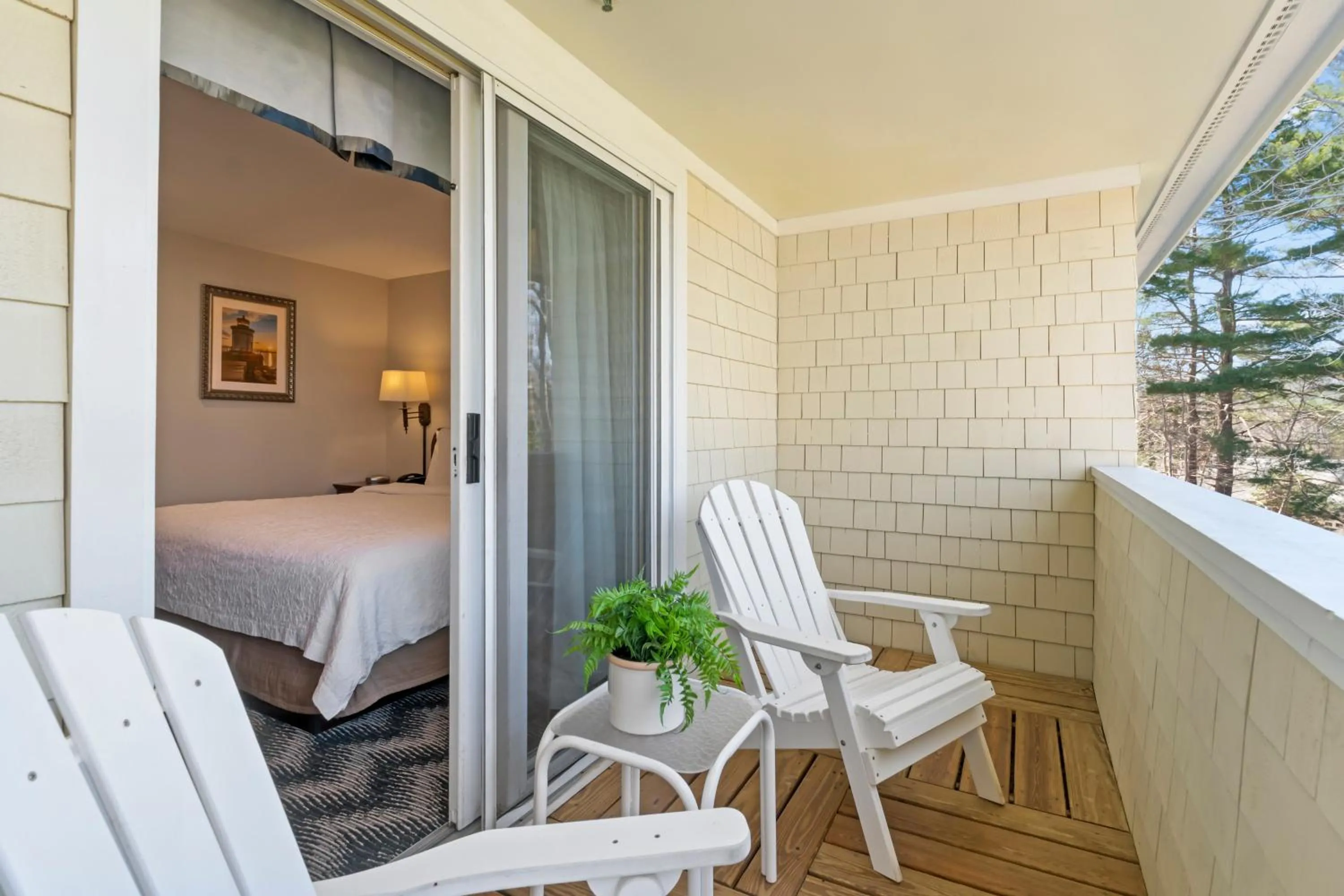 Balcony/Terrace, Bed in The Grand Hotel