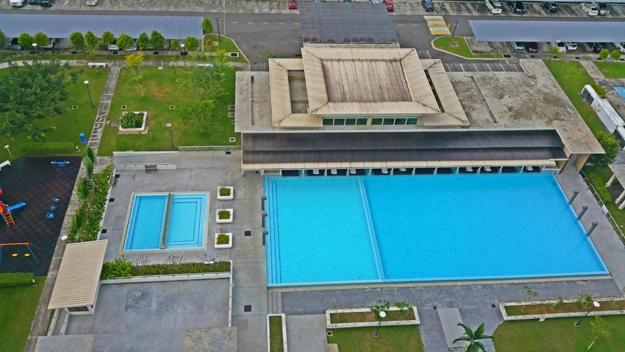 Pool view in Hello Kitty Signature Suite