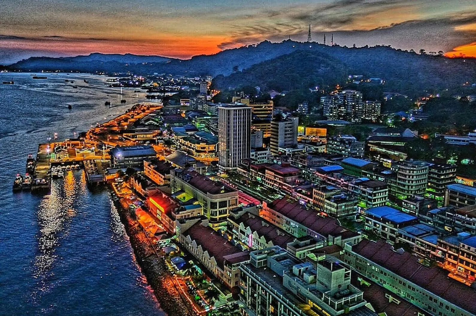 Property logo or sign in Hello Kitty Signature Suite