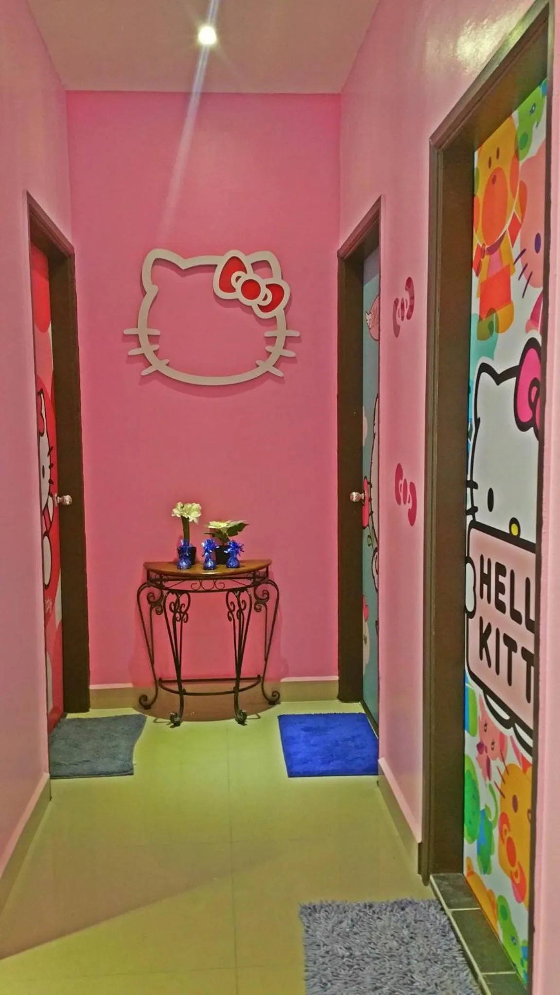 Bedroom in Hello Kitty Signature Suite